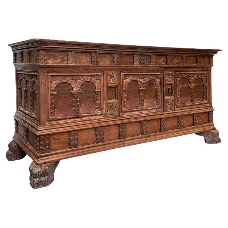 17th Century Spanish Carved Walnut Chest 17th Century Spanish Carved Walnut Chest
