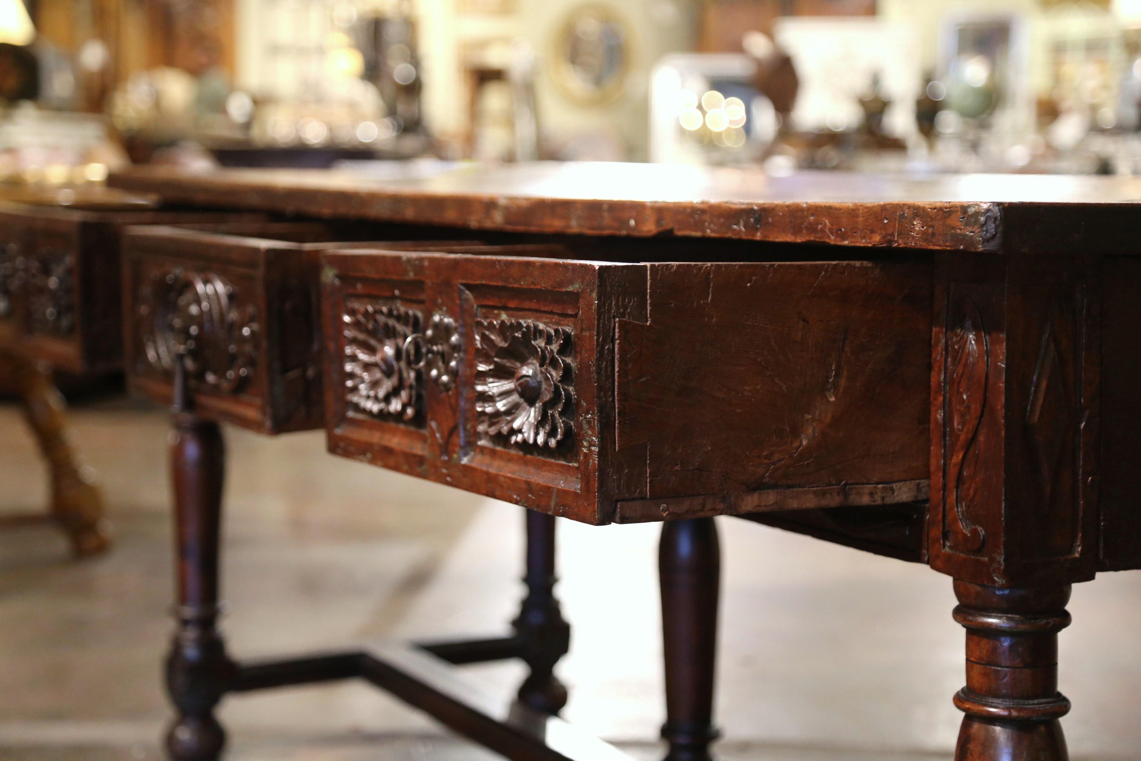 17th Century Spanish Carved Walnut Five-Leg Single Plank Top Console Table  For Sale 5