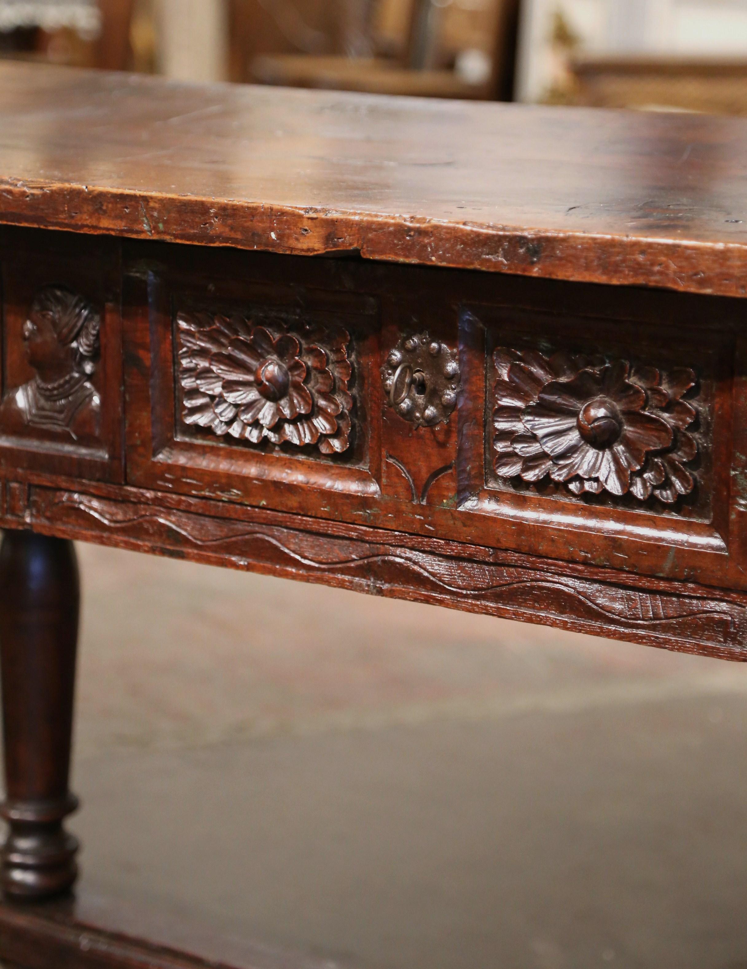 17th Century Spanish Carved Walnut Five-Leg Single Plank Top Console Table  For Sale 7