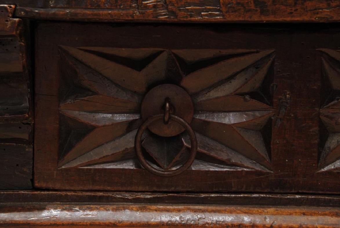 18th Century and Earlier 17th Century Spanish Carved Walnut Table