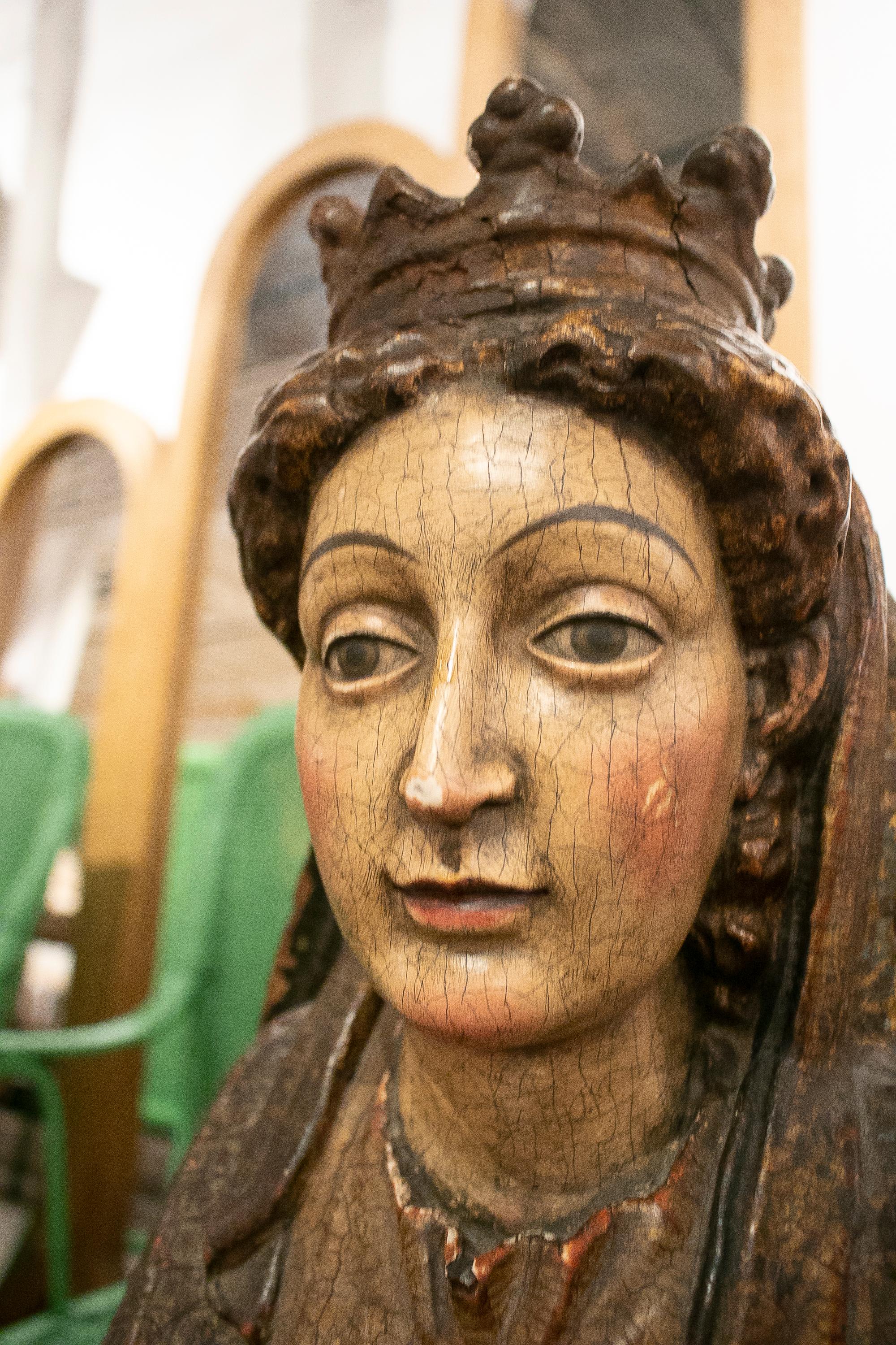 17th Century Spanish Castilian School Painted Virgin w/ Child Wooden Sculpture  For Sale 5