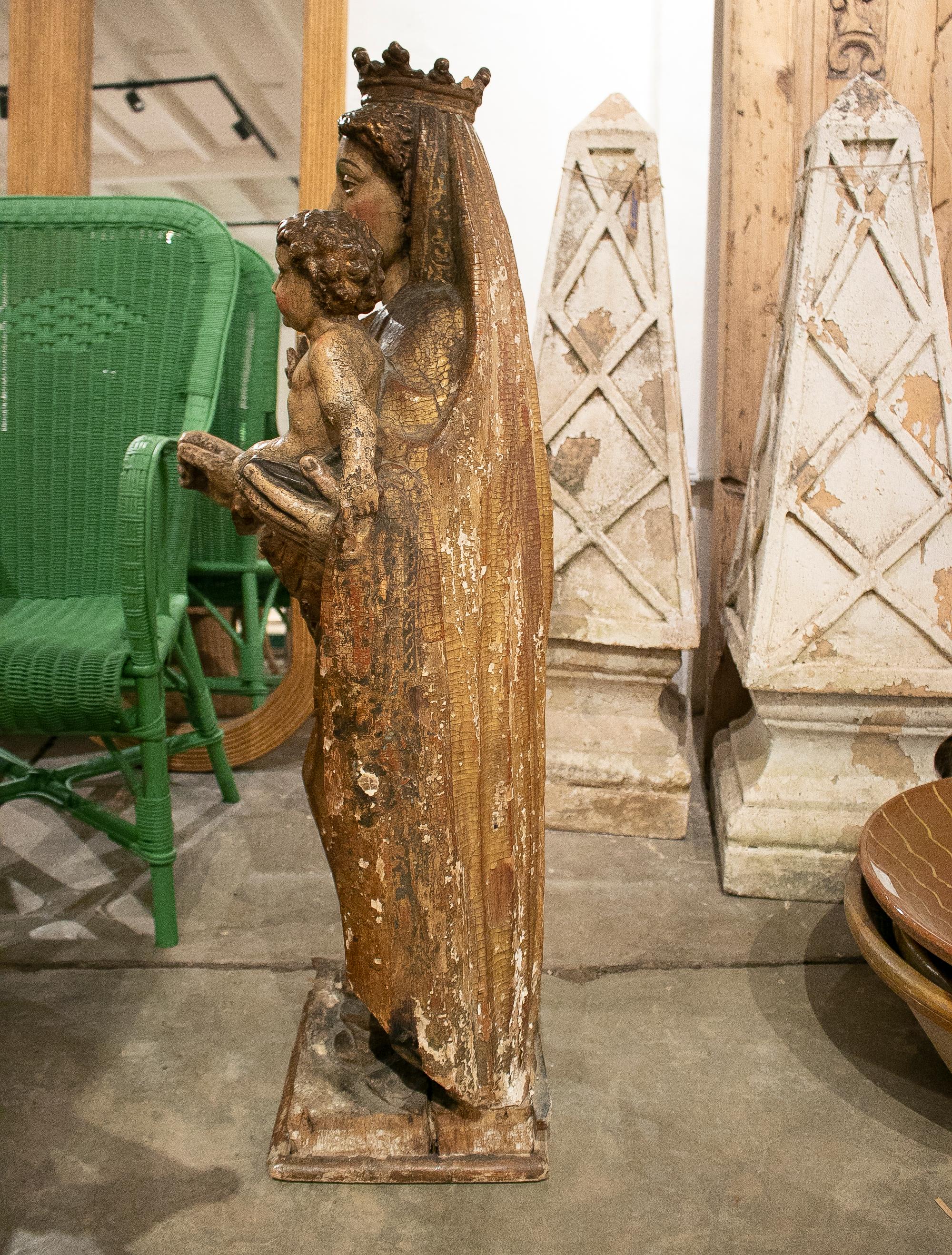 17th Century Spanish Castilian School Painted Virgin w/ Child Wooden Sculpture  For Sale 2