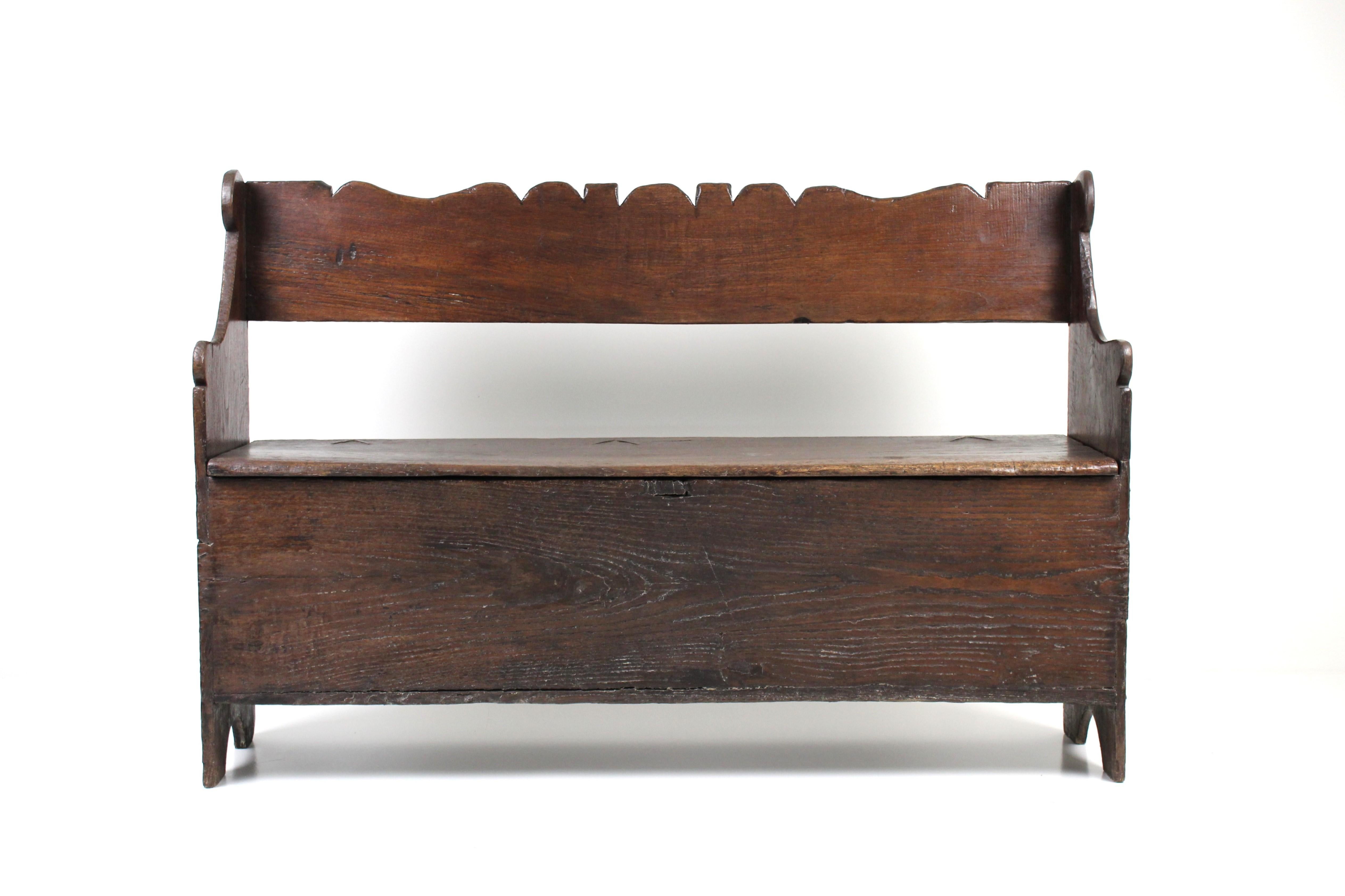 Banc catalan espagnol du 17e siècle en vente 1