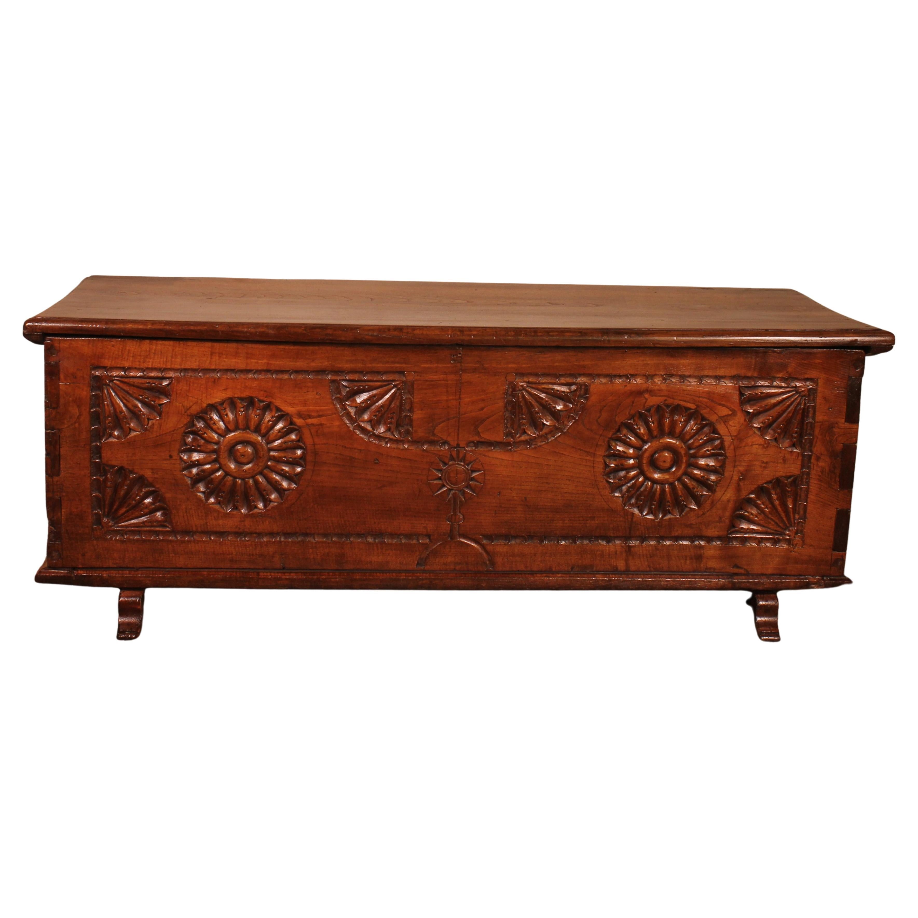 17th Century Spanish Chest For Sale
