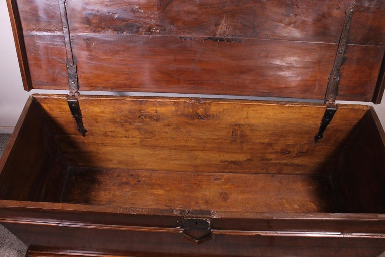 17th Century, Spanish Chest in Walnut For Sale 1