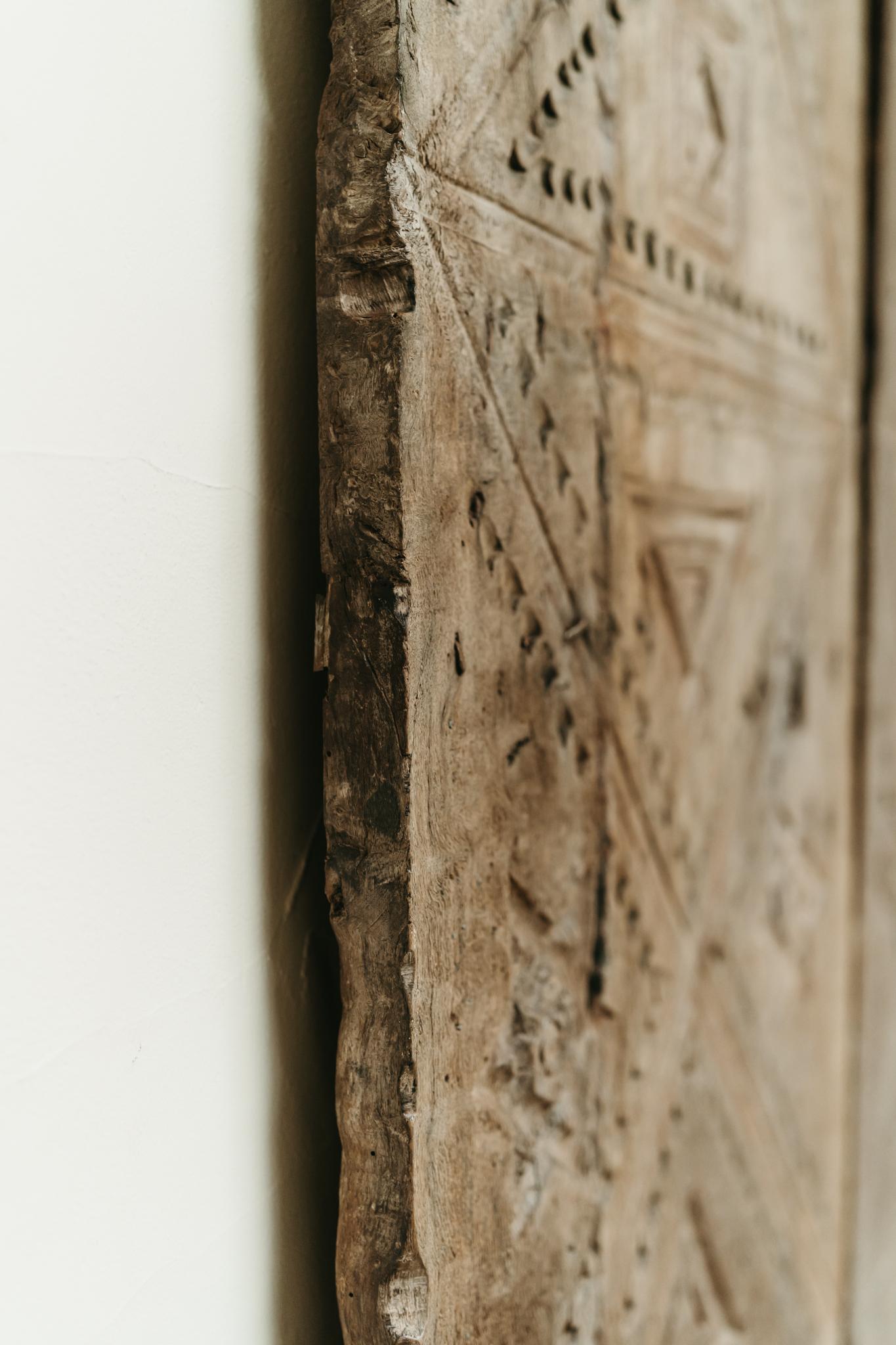 17th century Spanish chestnut doors ... For Sale 7