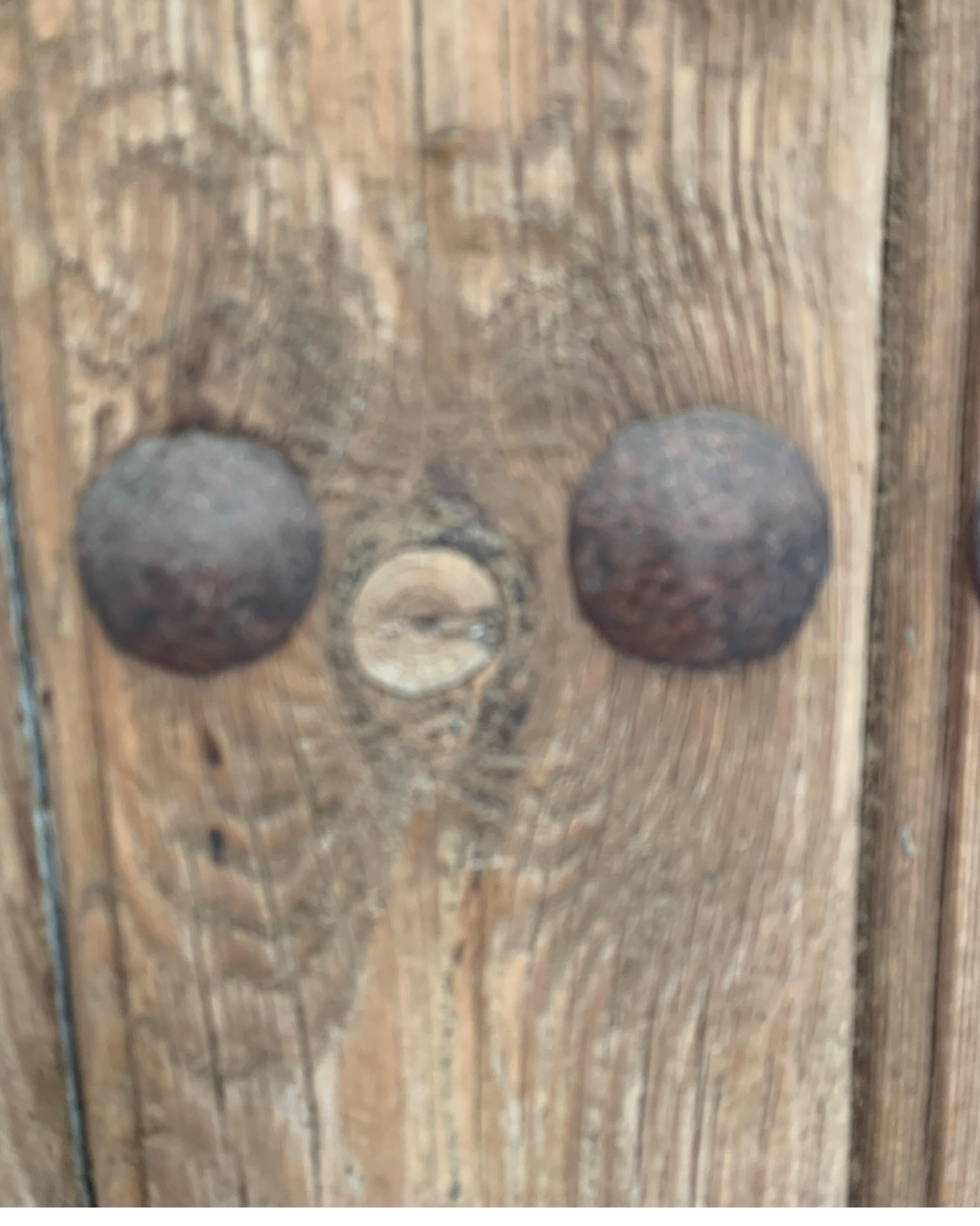 17th Century Spanish Chestnut Wood Door with Iron For Sale 4
