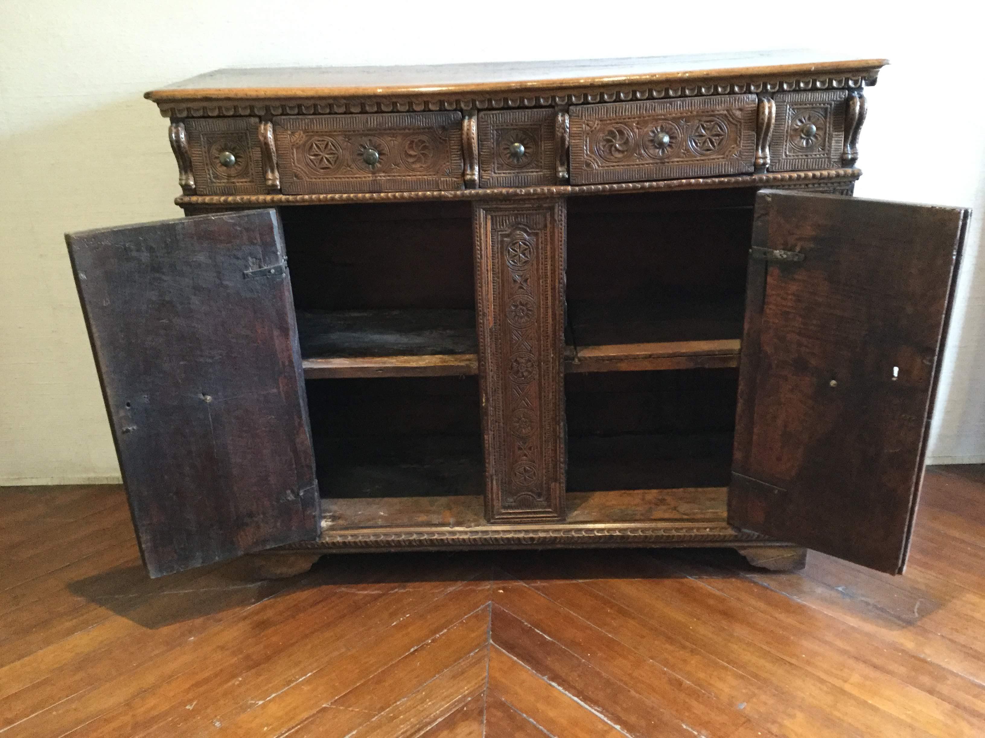 17th Century Spanish Chip-Carved Credenza In Good Condition For Sale In San Francisco, CA
