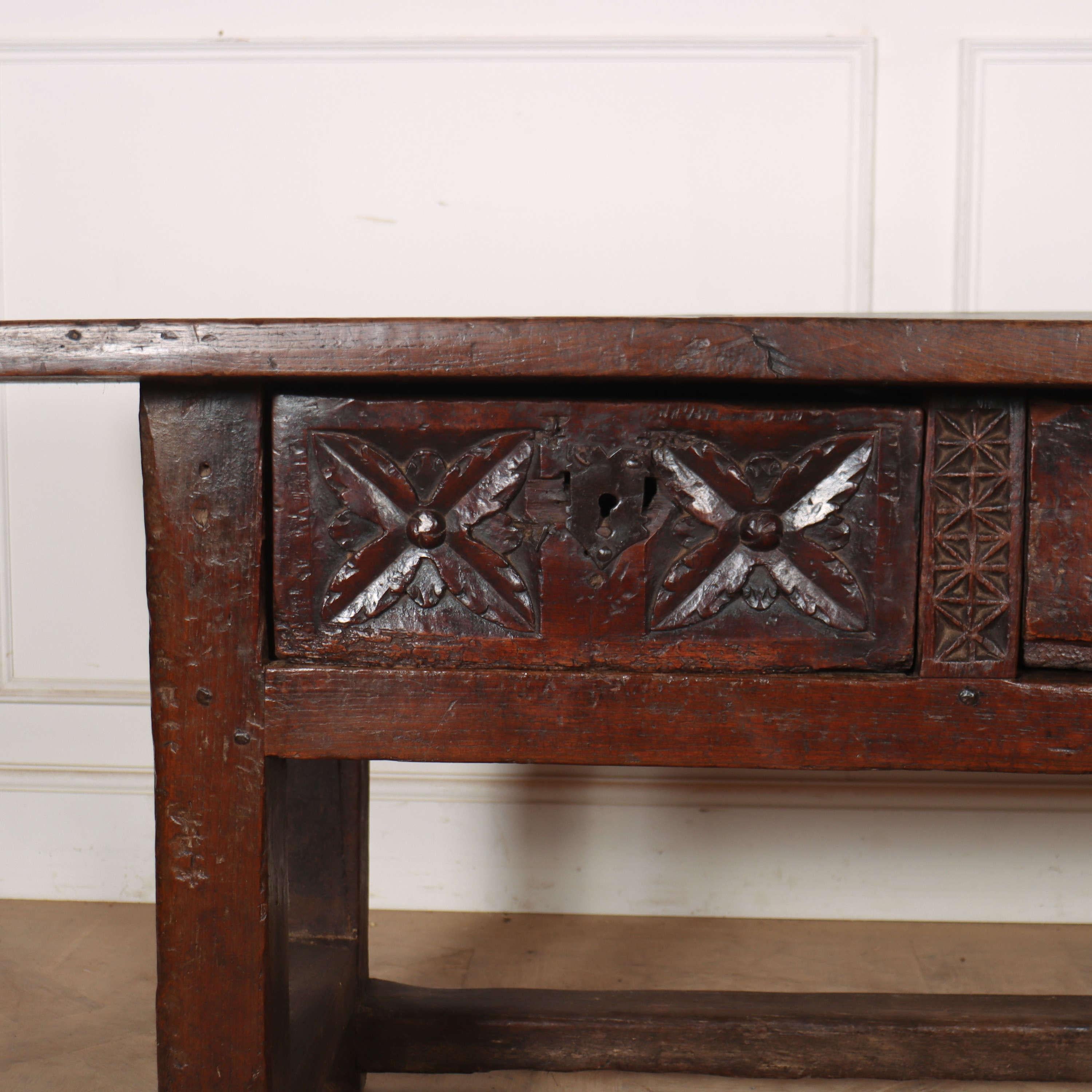 Espagnol Table console espagnole du 17e siècle en vente