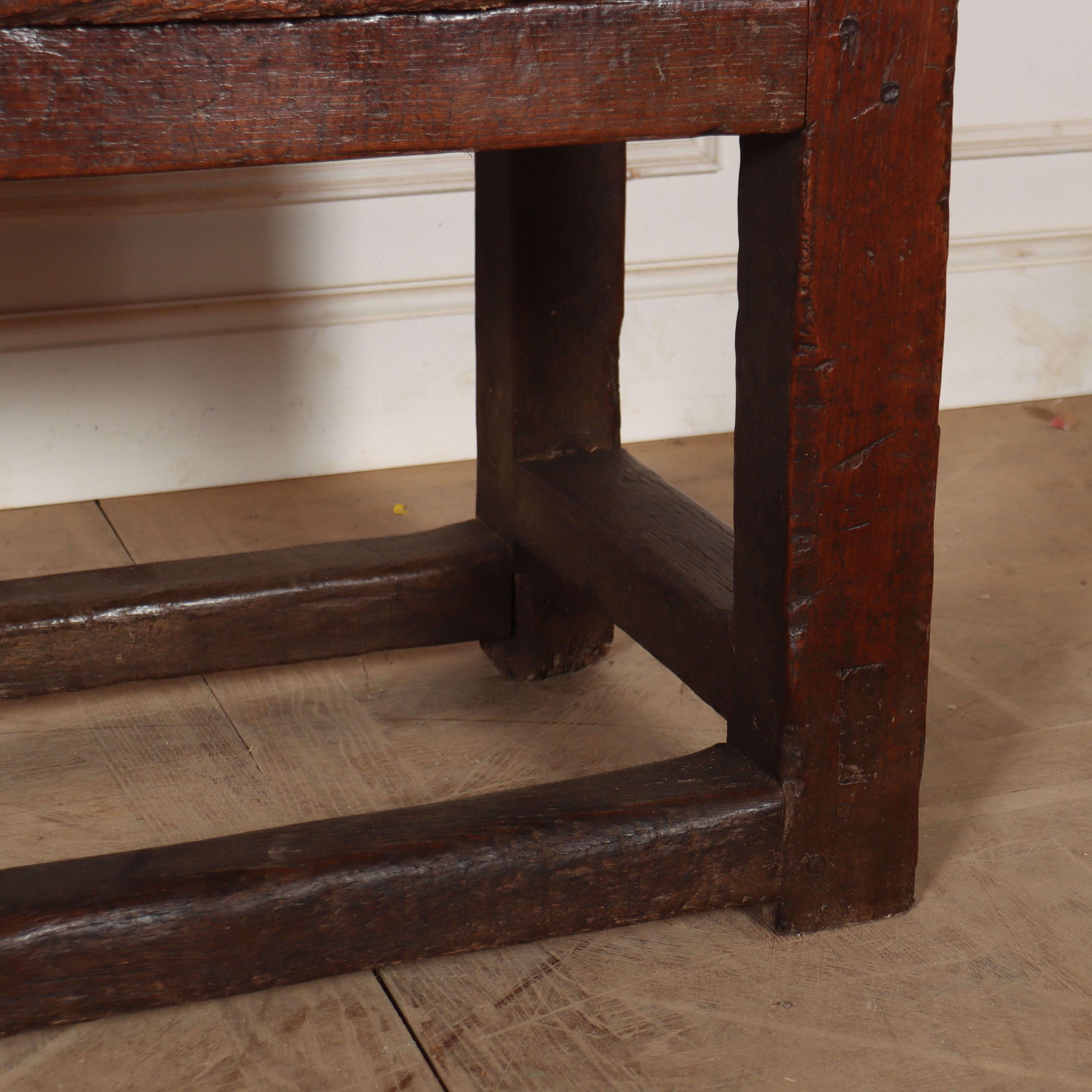 XVIIIe siècle et antérieur Table console espagnole du 17e siècle en vente