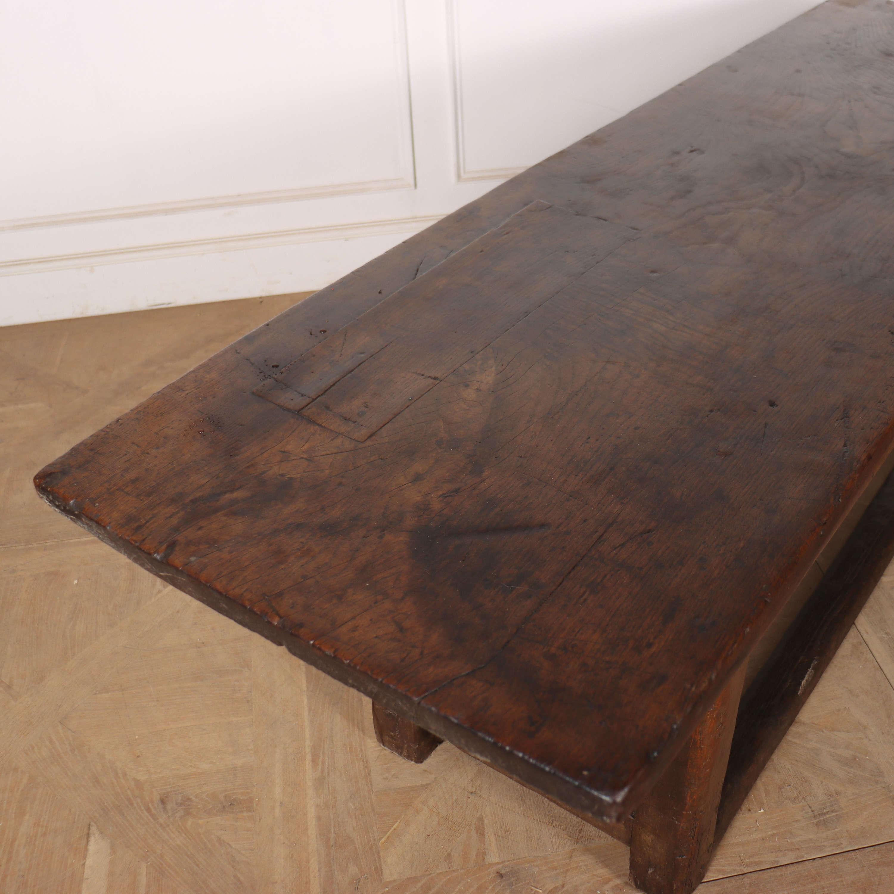Table console espagnole du 17e siècle en vente 1