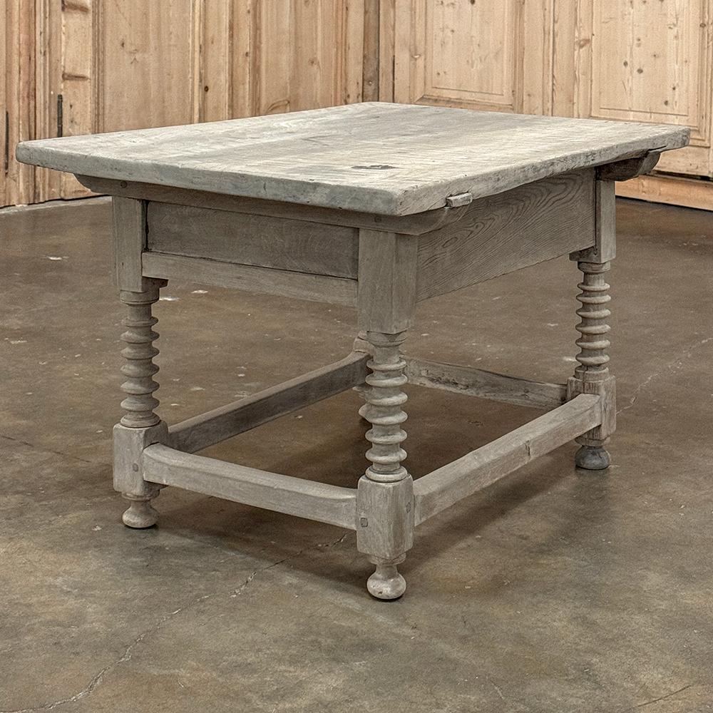 17th Century Spanish End Table ~ Side Table For Sale 7