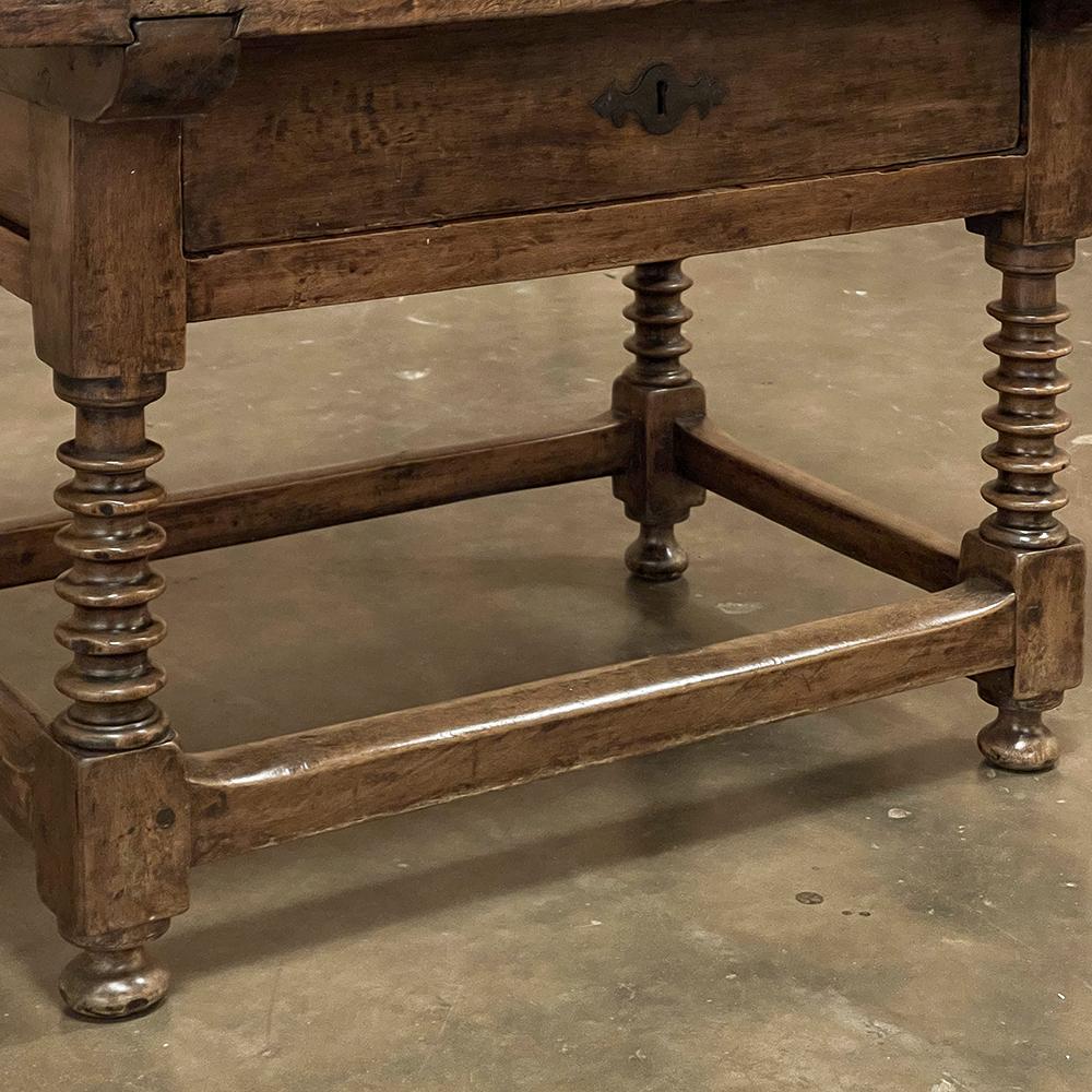 17th Century Spanish End Table ~ Side Table For Sale 2