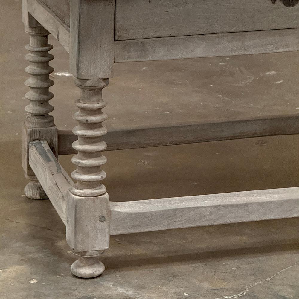 17th Century Spanish End Table ~ Side Table For Sale 2