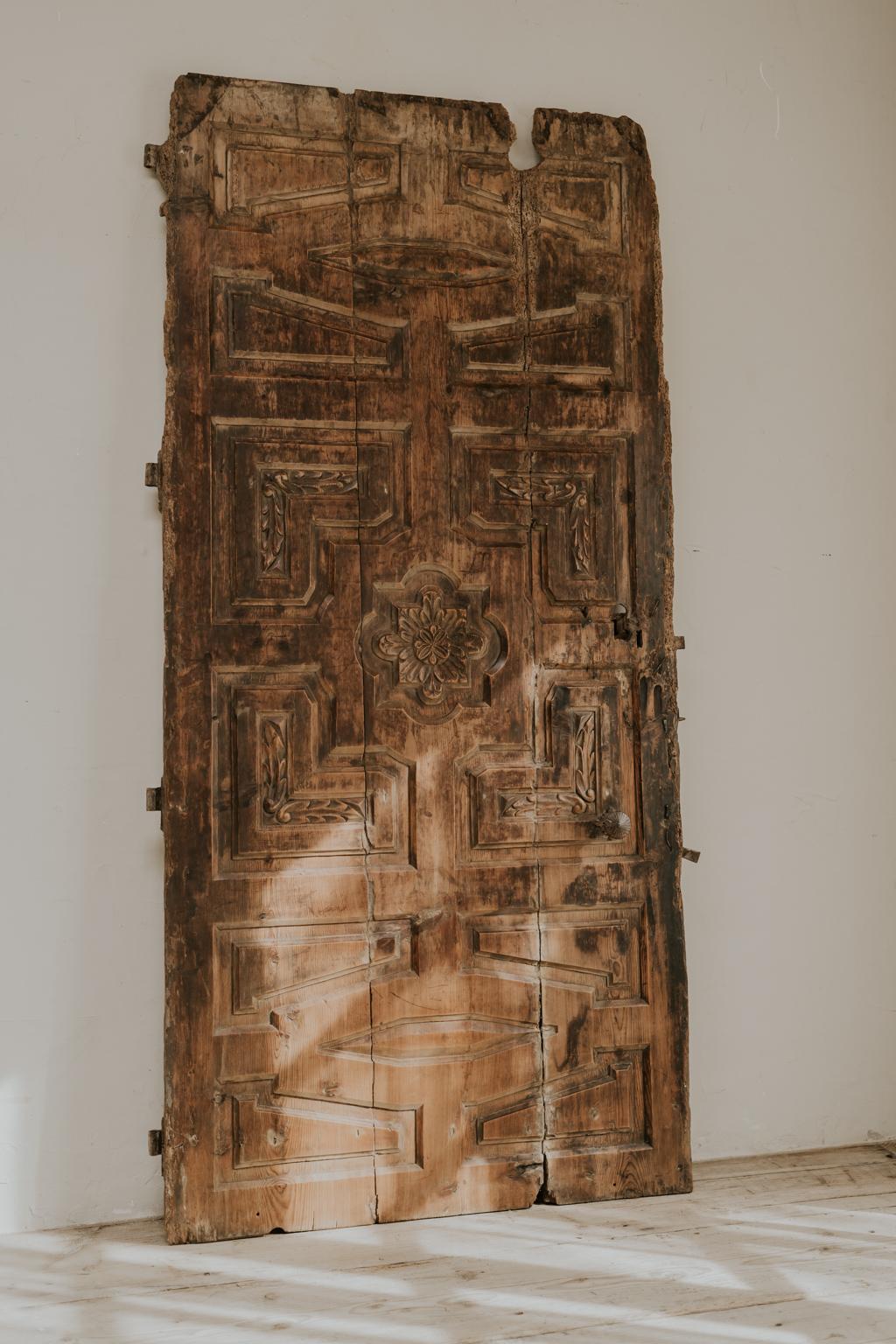 17th Century Spanish Fruitwood Door 9