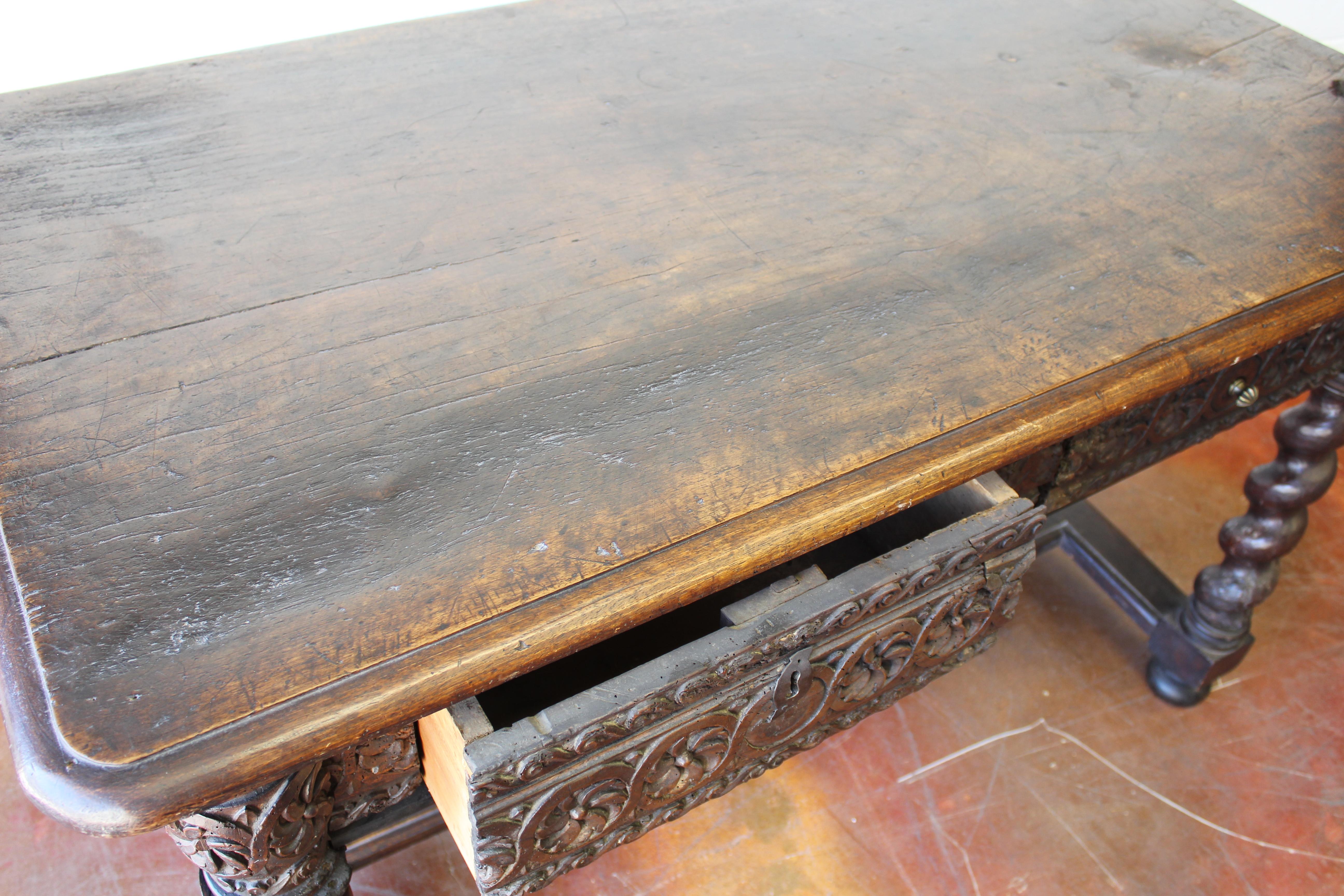 17th Century Spanish Library Table For Sale 5