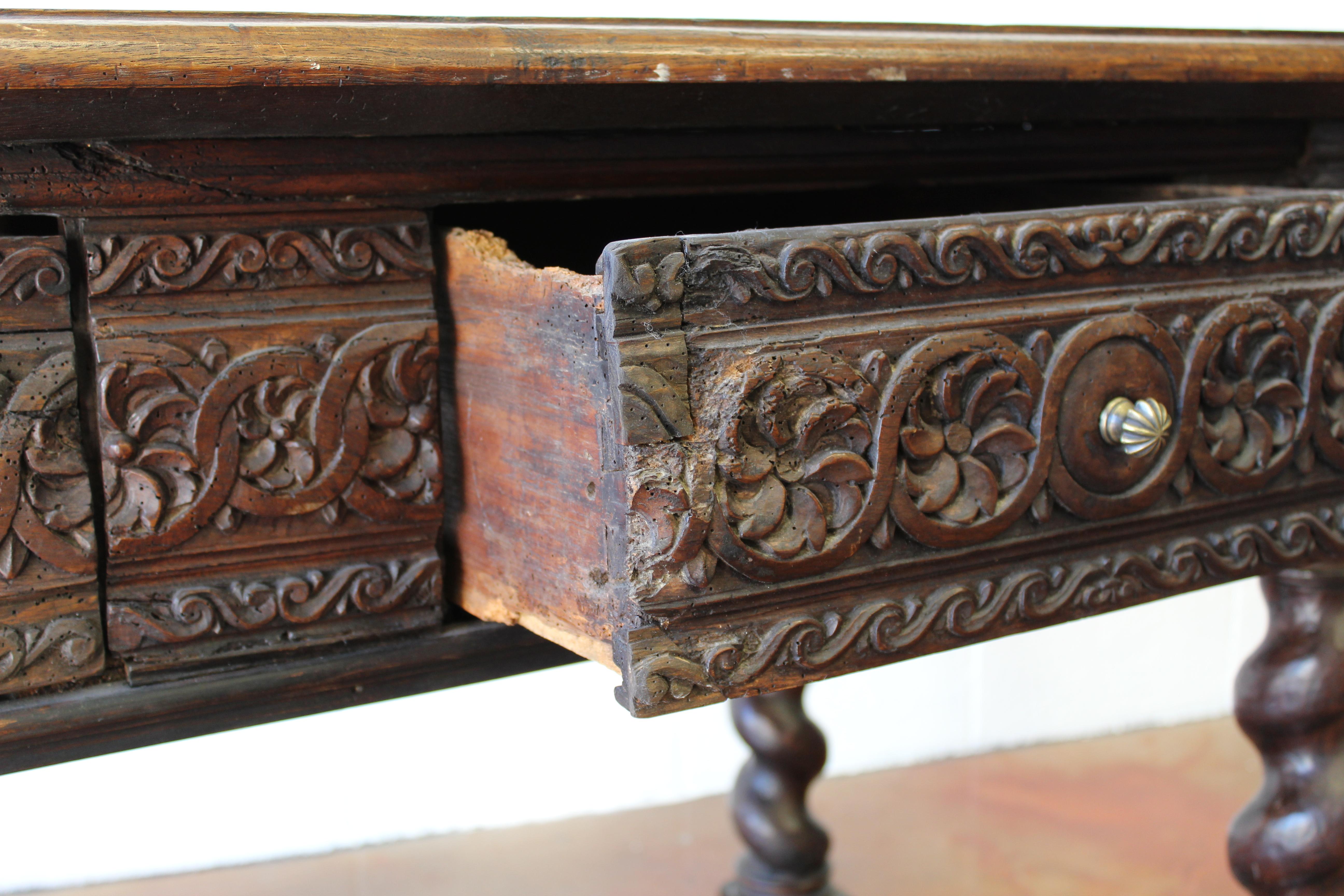 Walnut 17th Century Spanish Library Table For Sale