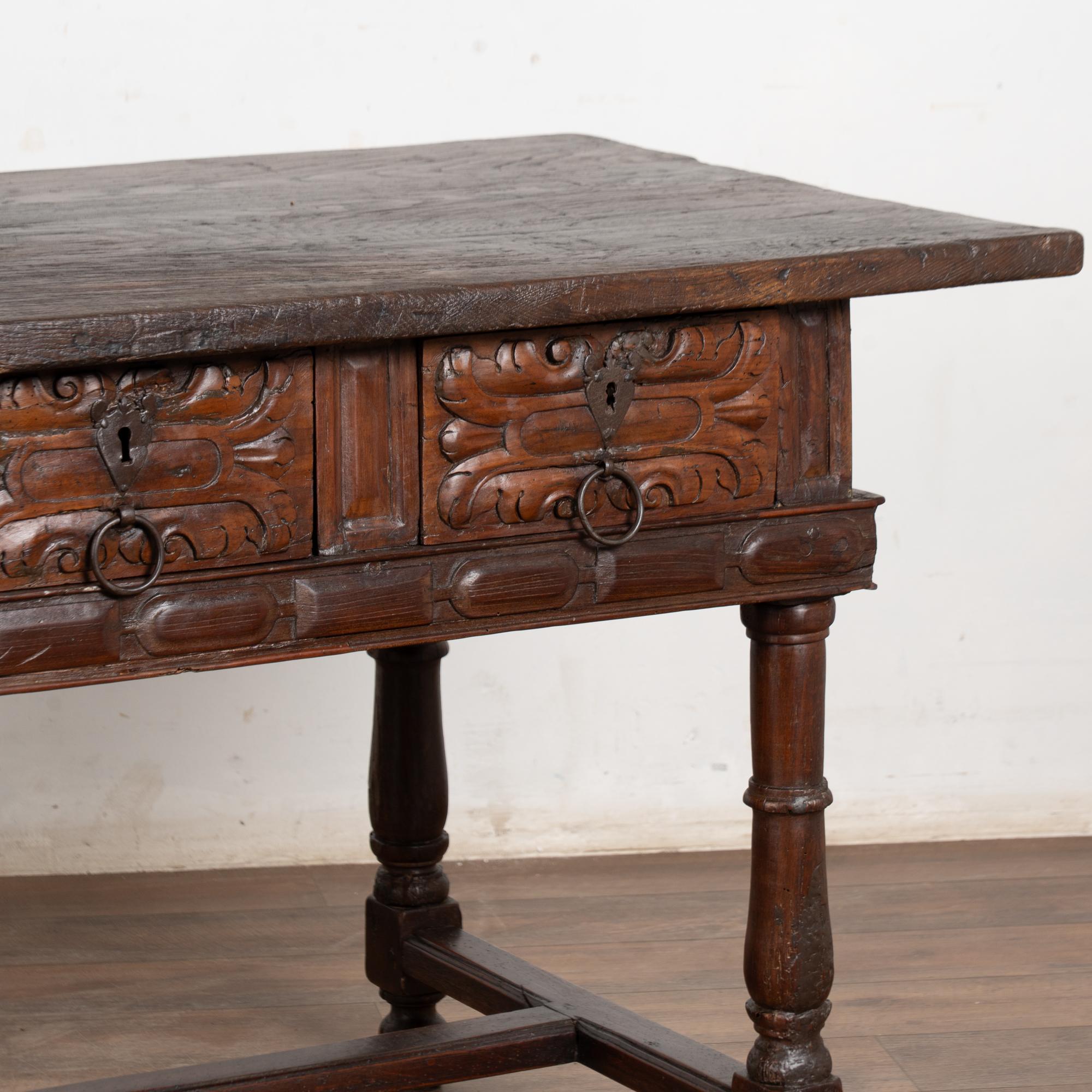 17th Century Spanish Oak Console Table with Three Drawers For Sale 4