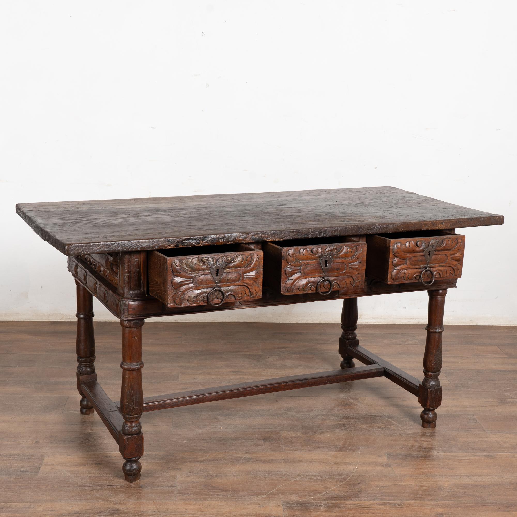 Spanish Colonial 17th Century Spanish Oak Console Table with Three Drawers For Sale
