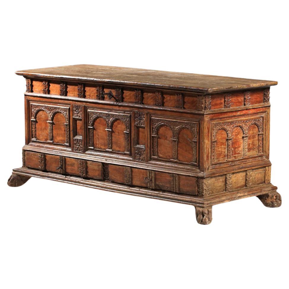 17th century Spanish or Italian carved solid wood chest For Sale