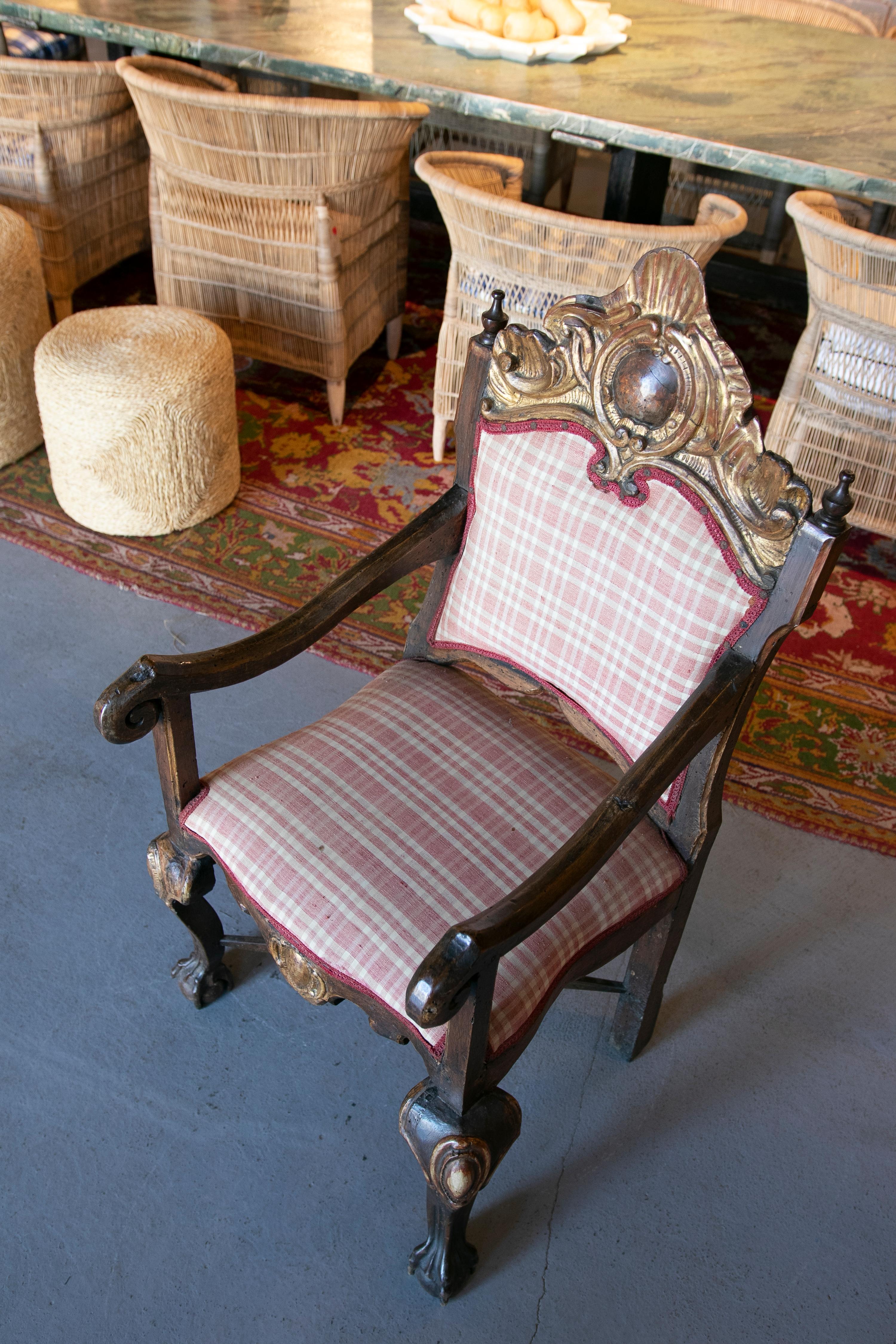 17th Century Spanish Pair in Wooden Armchairs with Traces of Polychrome and Gold 9
