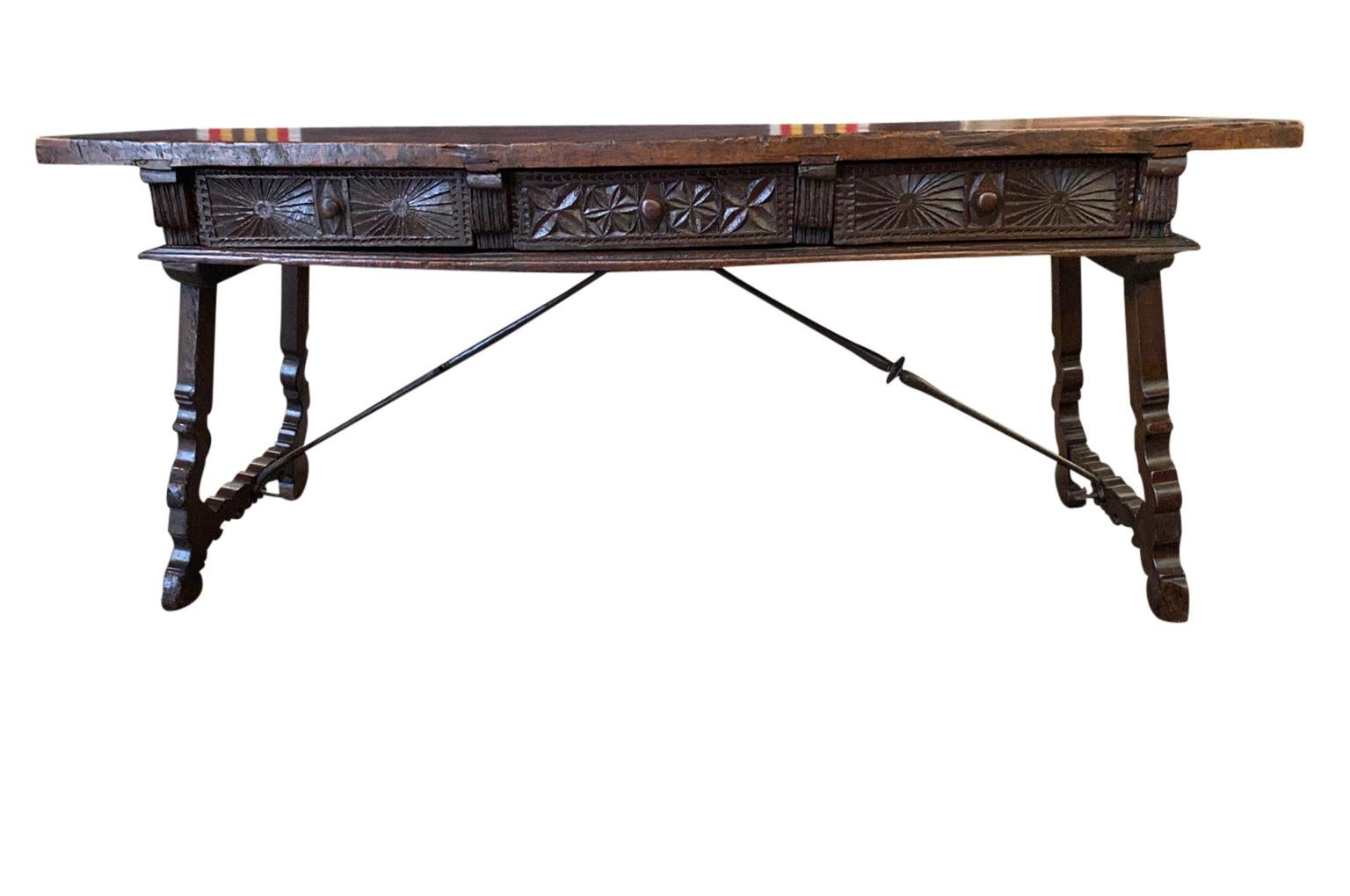 17th Century Spanish Reflectoire Table In Good Condition For Sale In Atlanta, GA