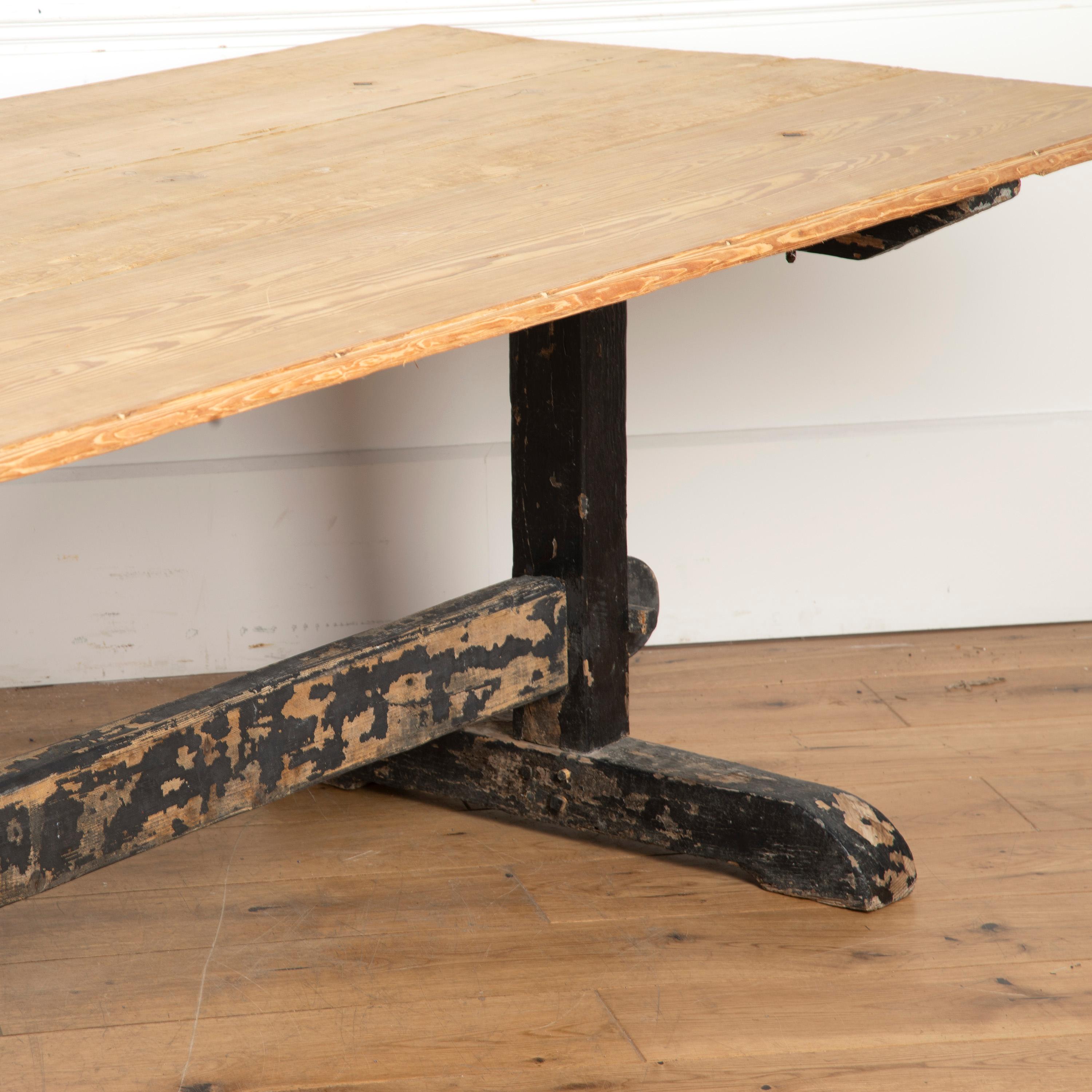 Rustic 17th Century Spanish Table For Sale