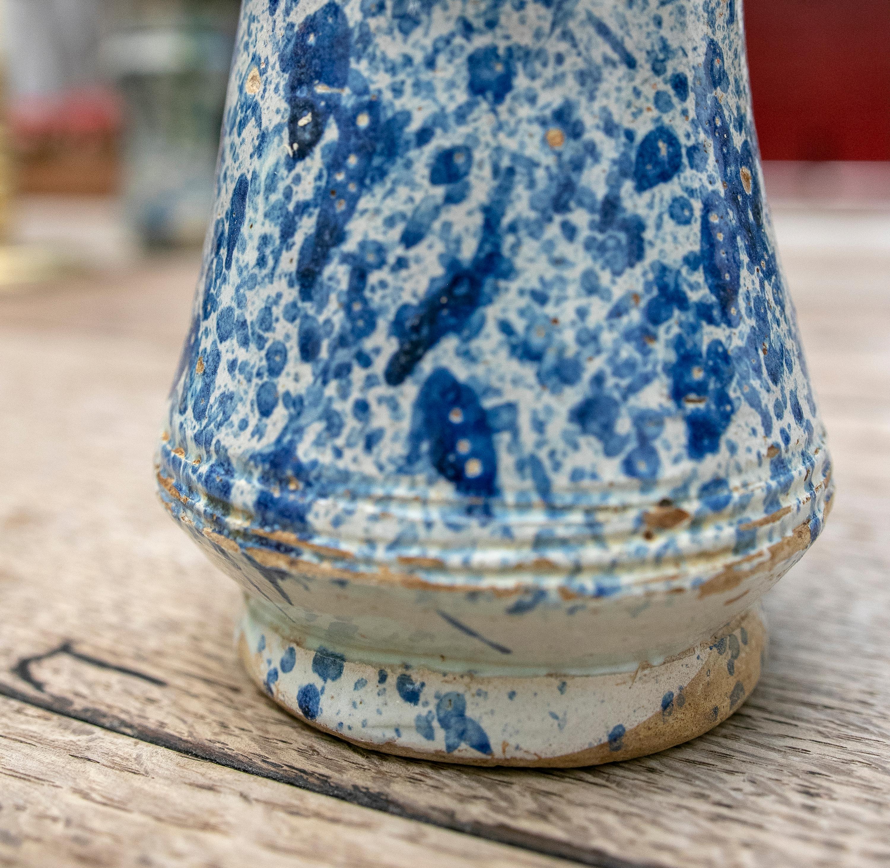 17th Century Spanish Talavera Pharmacy Jar in Blue Glazed Ceramic For Sale 6