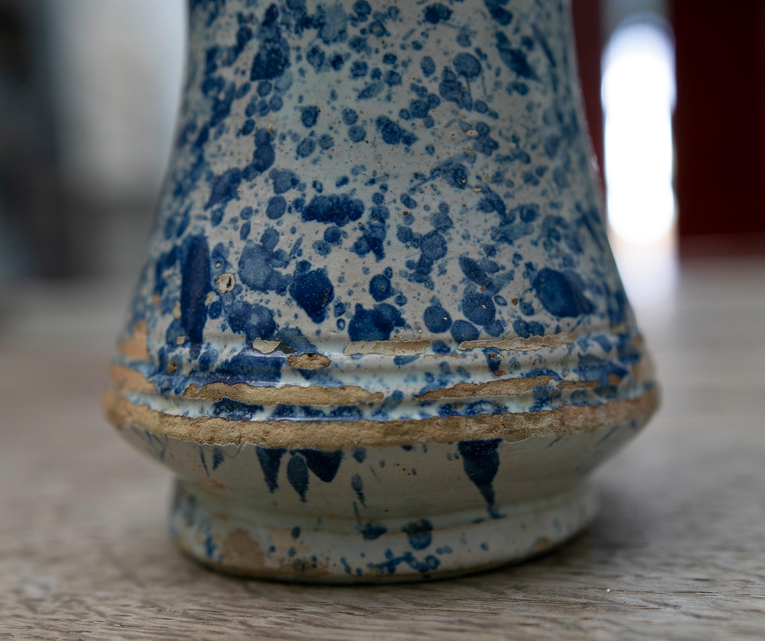 17th Century Spanish Talavera Pharmacy Jar in Blue Glazed Ceramic For Sale 2