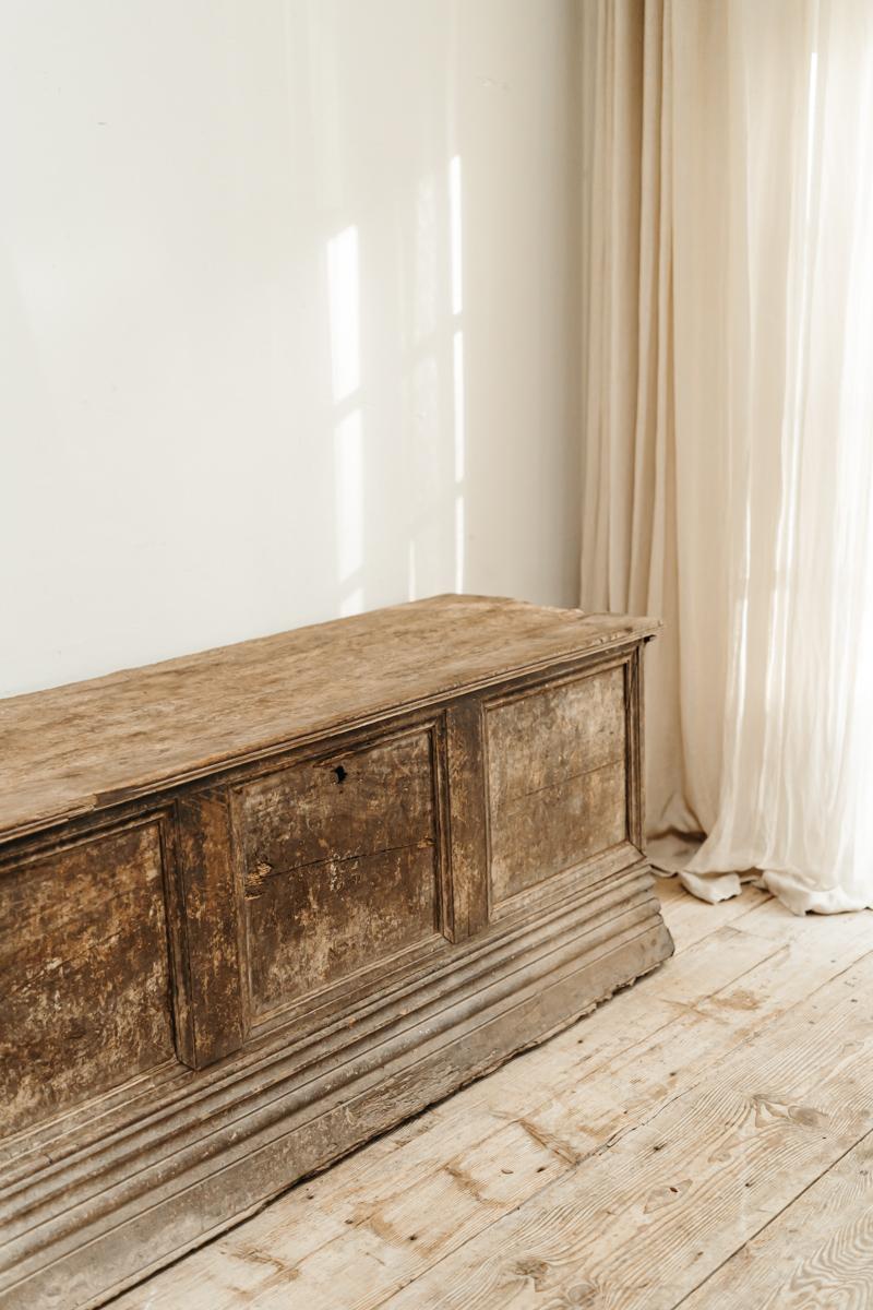 17th century Spanish trunk/chest  1