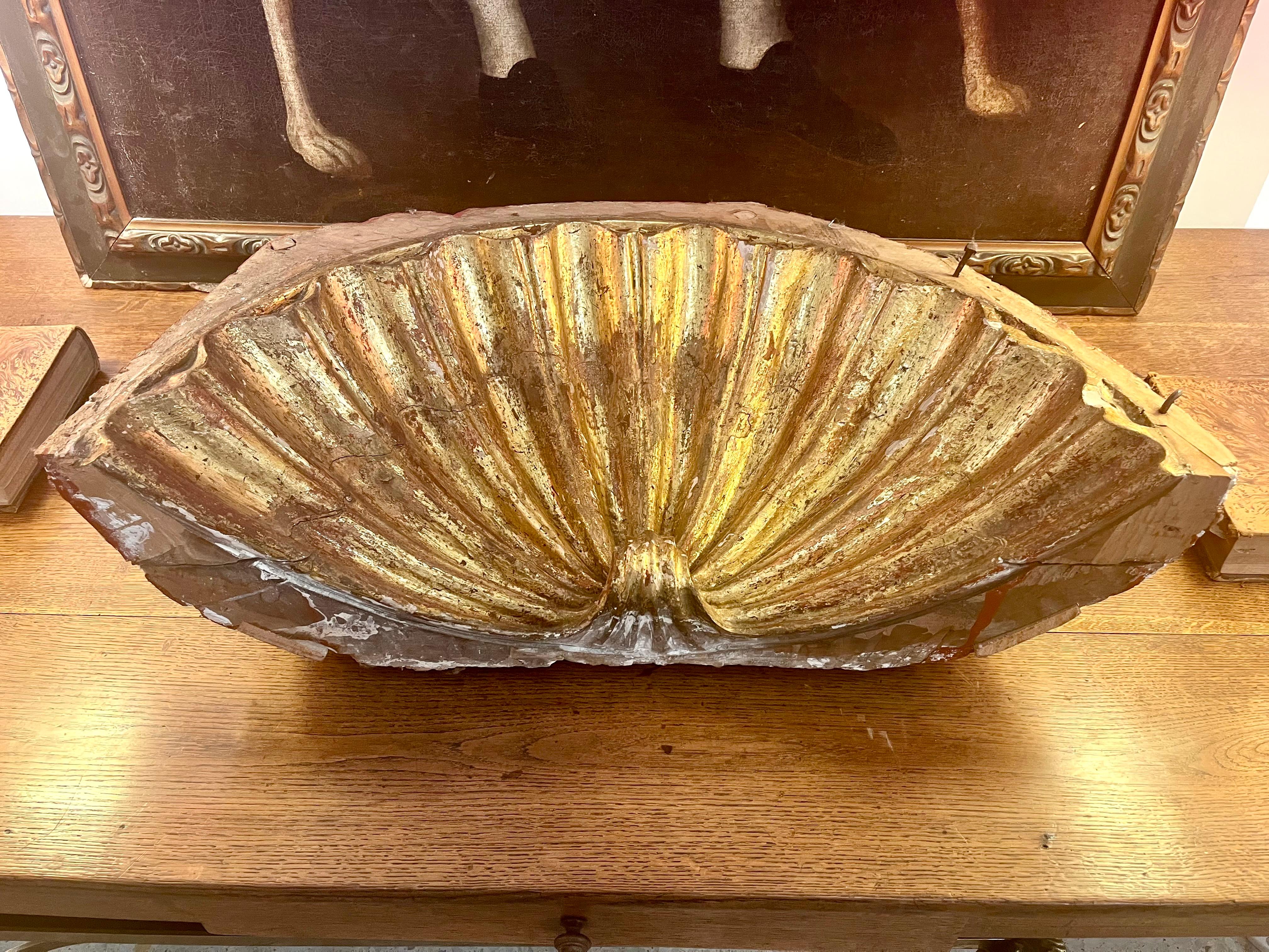 Retablo Nicho Superior Español Siglo XVII Madera Tallada en venta 5