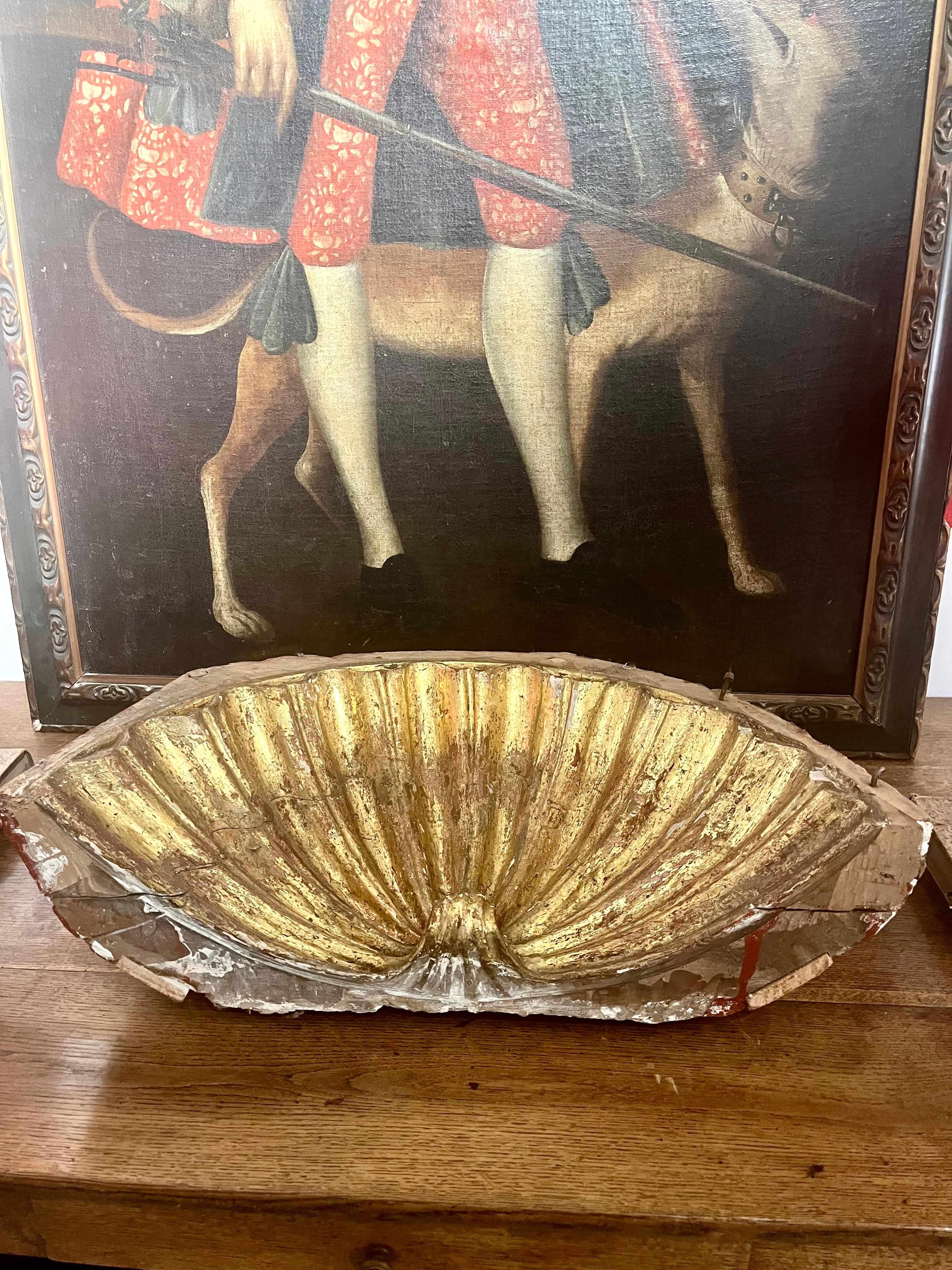 Retablo Nicho Superior Español Siglo XVII Madera Tallada en venta 8