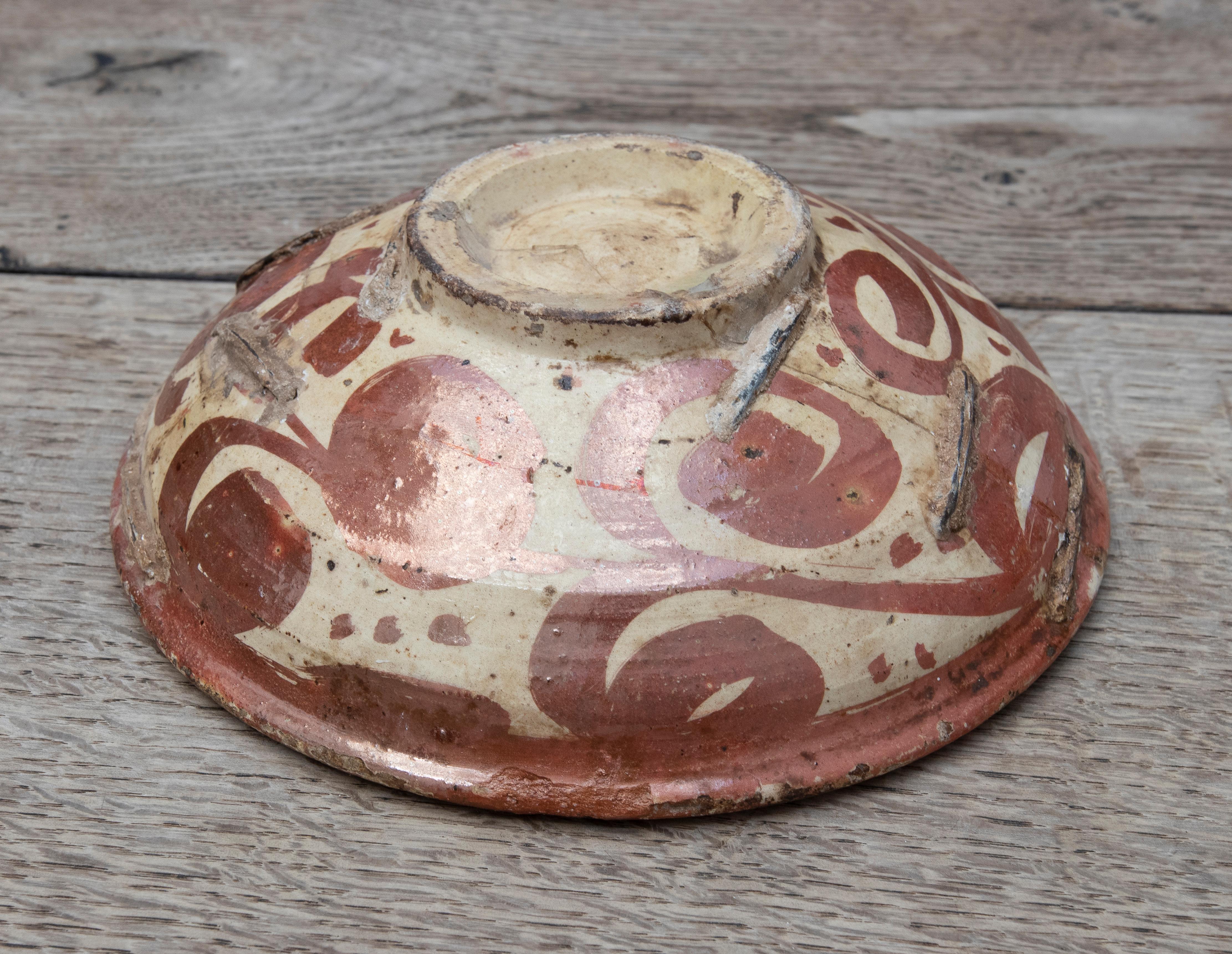 Piatto in ceramica a lustro di Manises spagnolo del XVII secolo in vendita 10