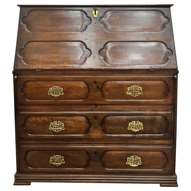 17th Century Spanish Walnut Bureau/Desk, circa 1690, Chest of Drawers