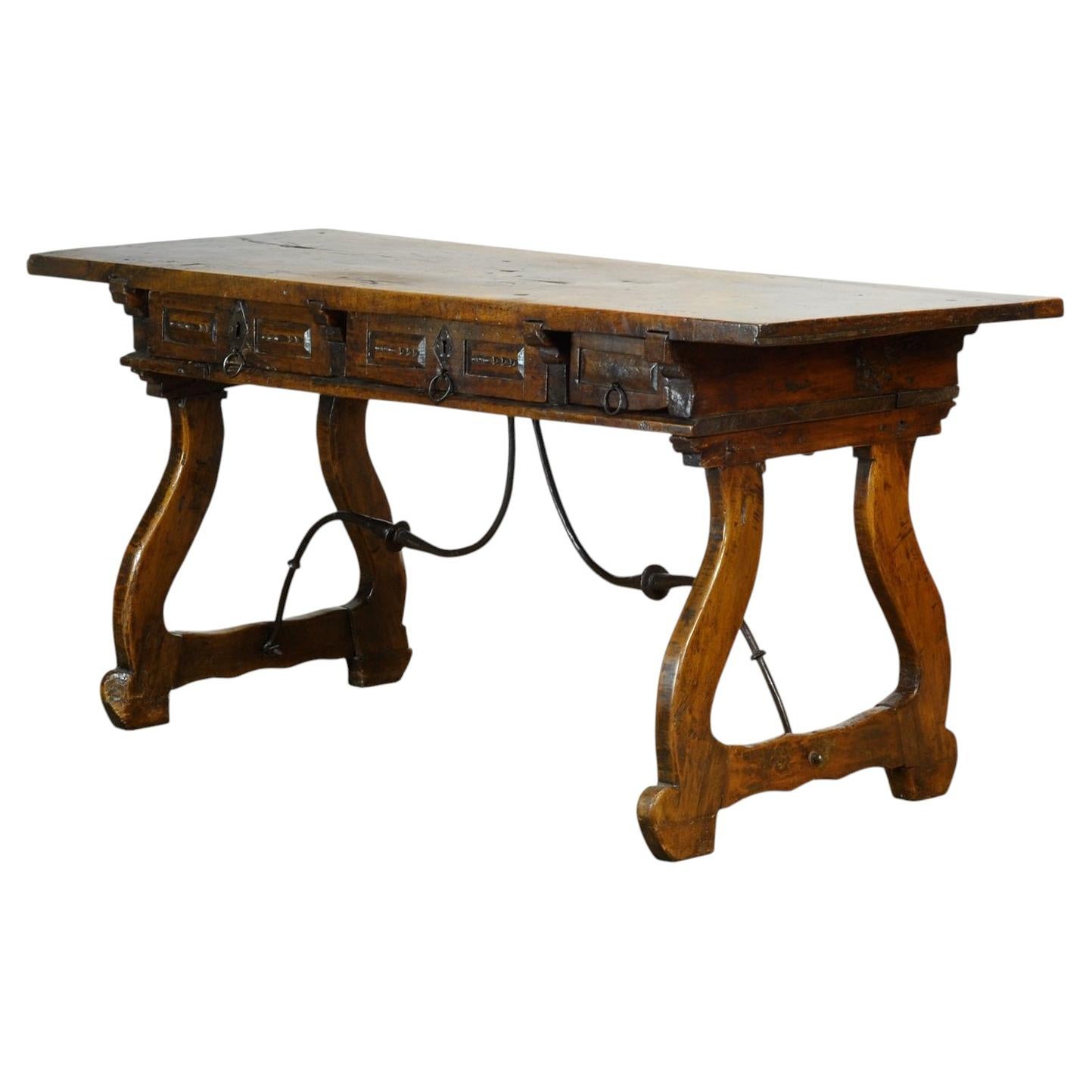 17th-Century Spanish Walnut Table
