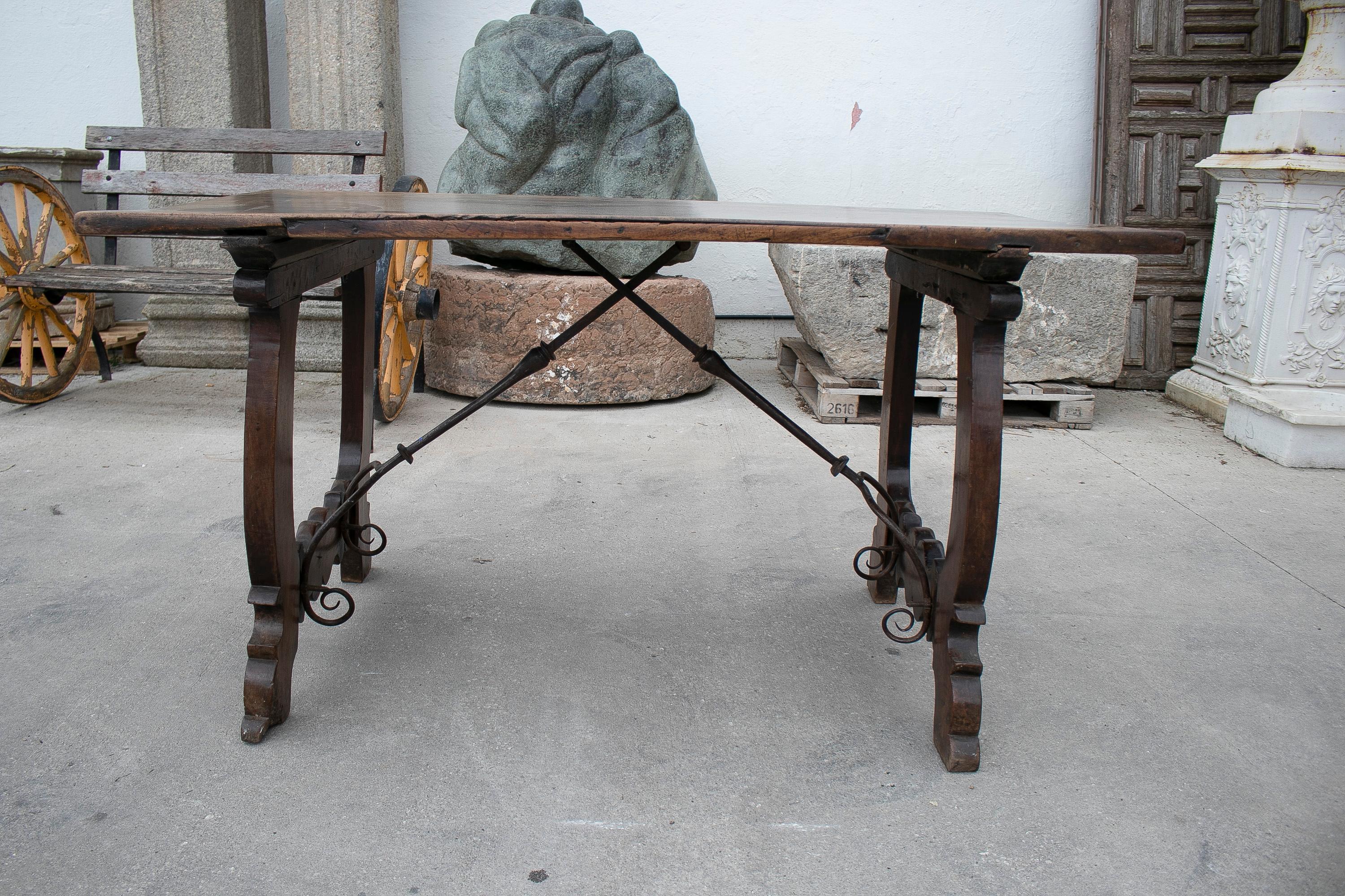 17th Century Spanish Walnut Table w/ Lira Legs and Original Ironware 1