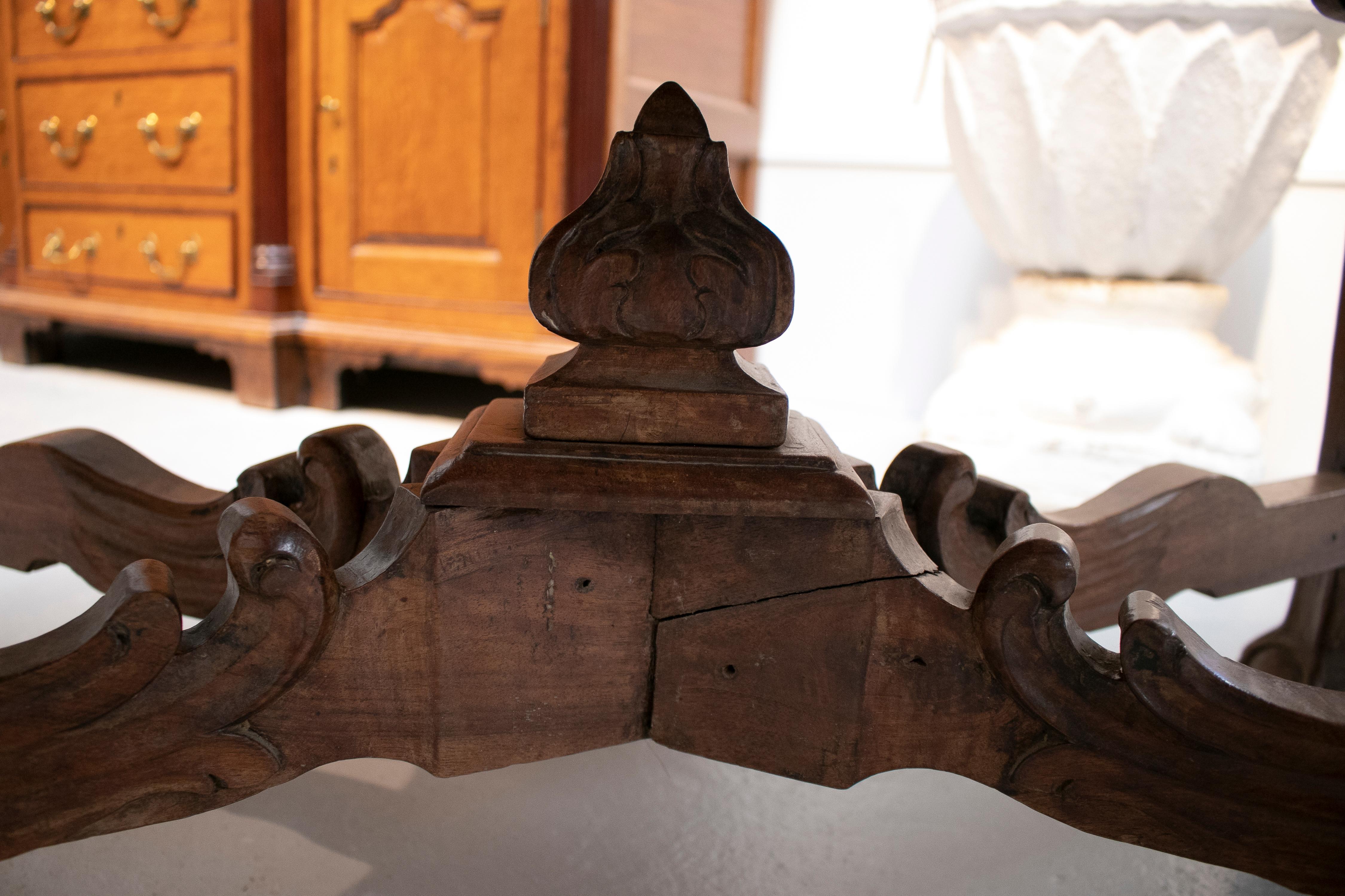 17th Century Spanish Walnut Winged Table w/ Claw Feet 12