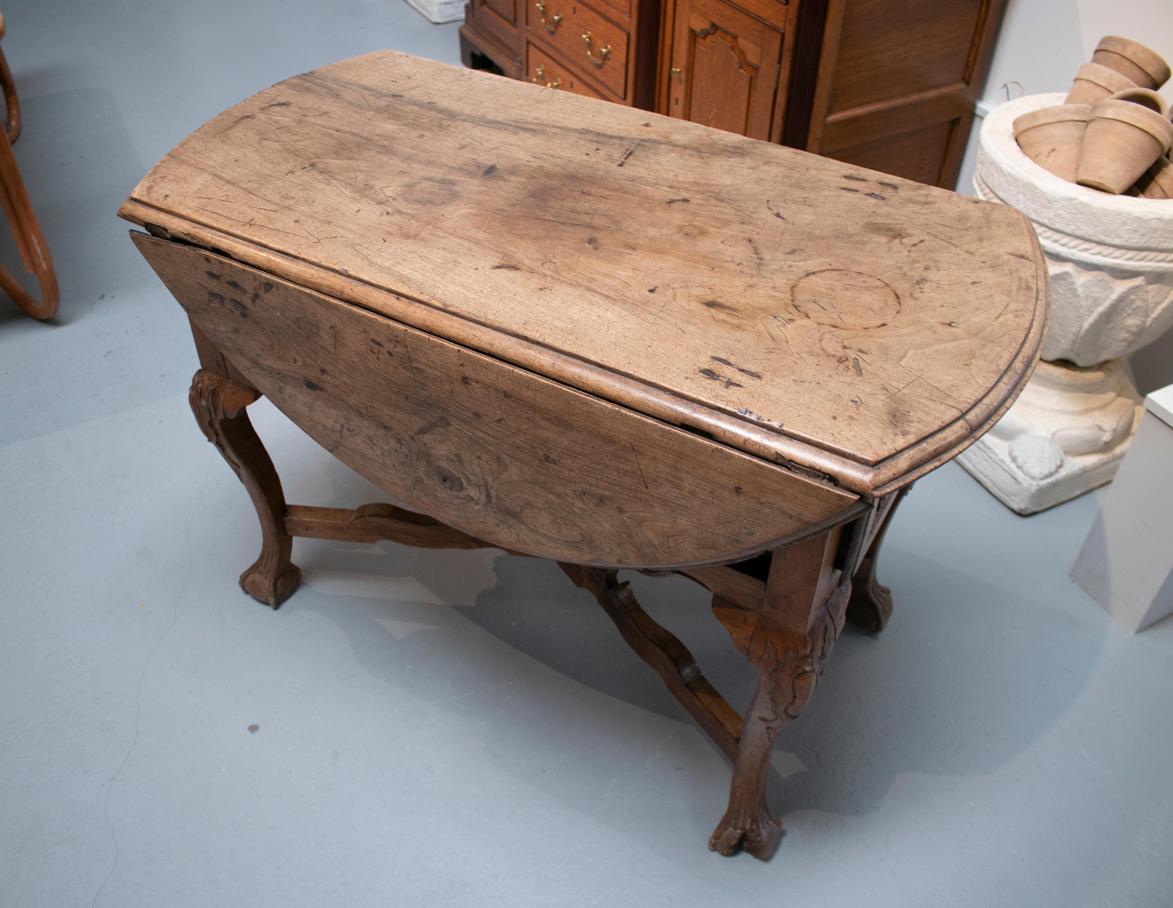 17th Century Spanish Walnut Winged Table w/ Claw Feet 2