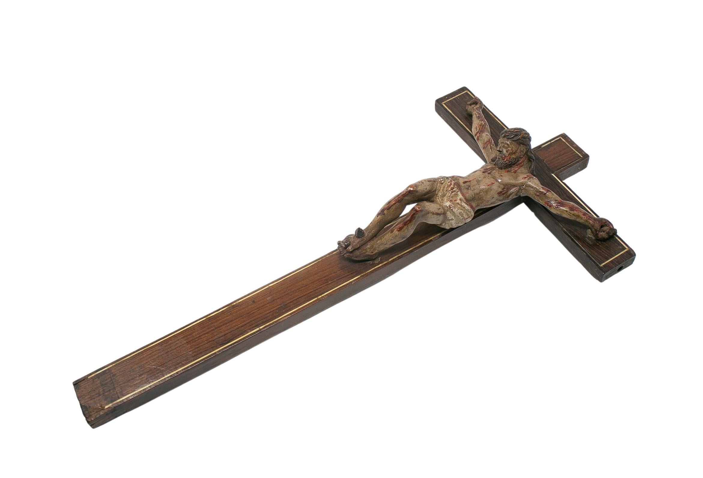 Espagnol Sculpture de crucifix espagnol du 17ème siècle en vente