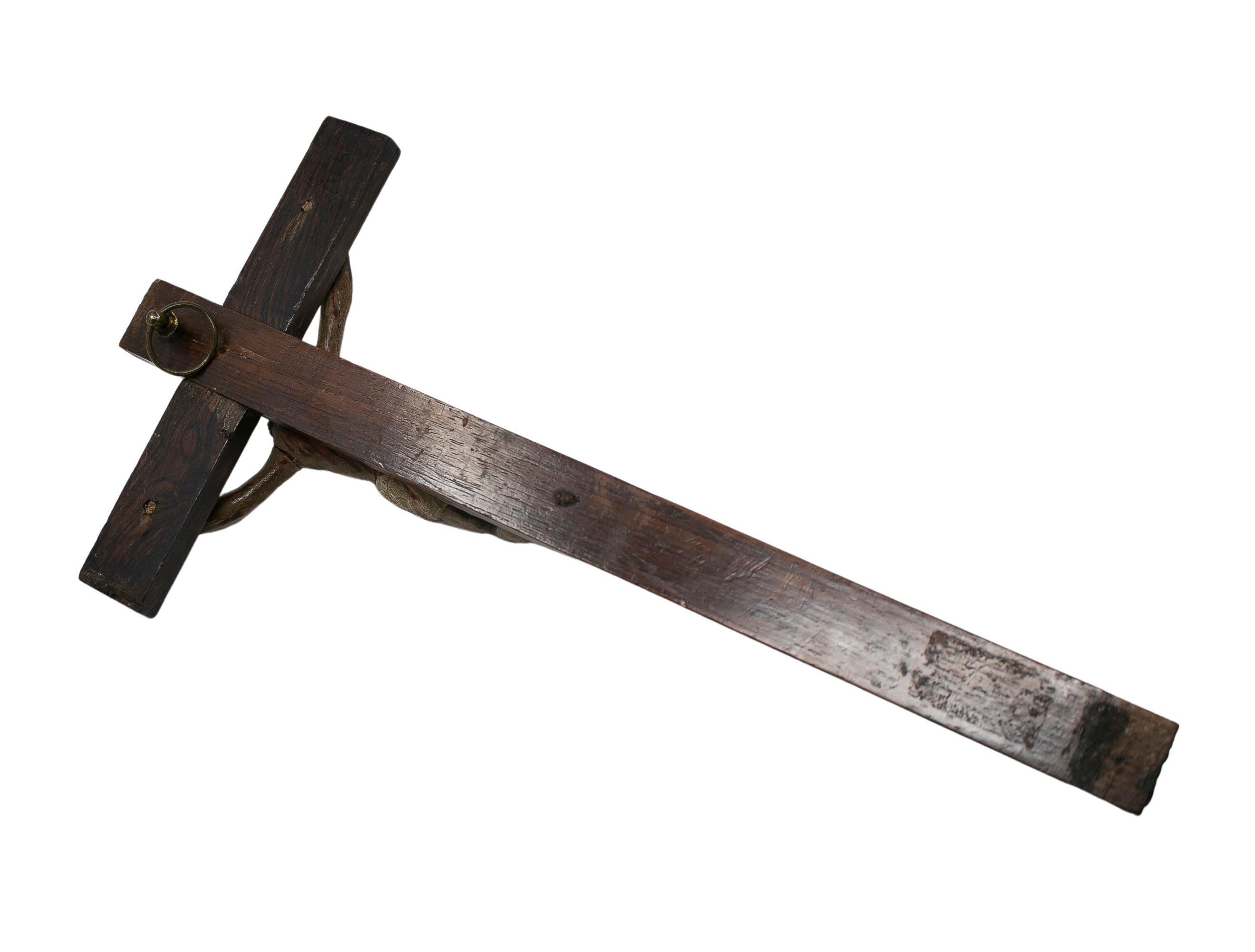 17th Century Spanish Wooden Crucifix Figure Sculpture For Sale 3
