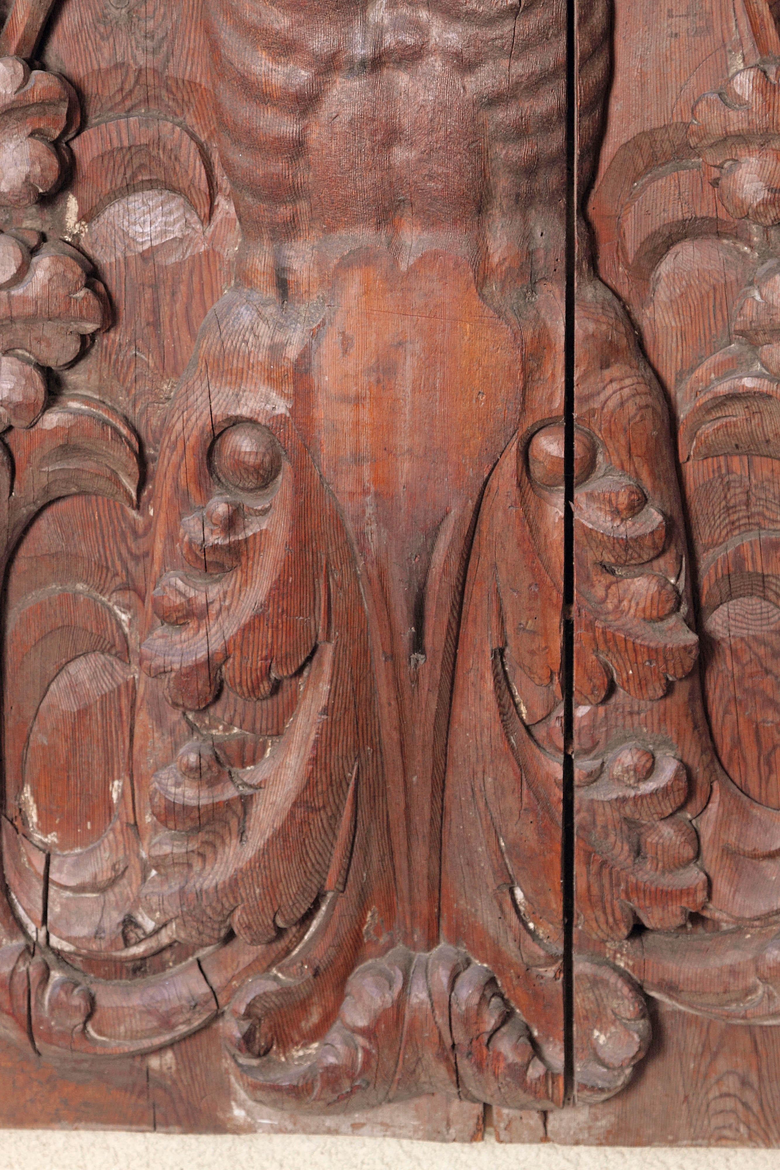 17th Century Spanish Wooden Door In Distressed Condition In Dallas, TX