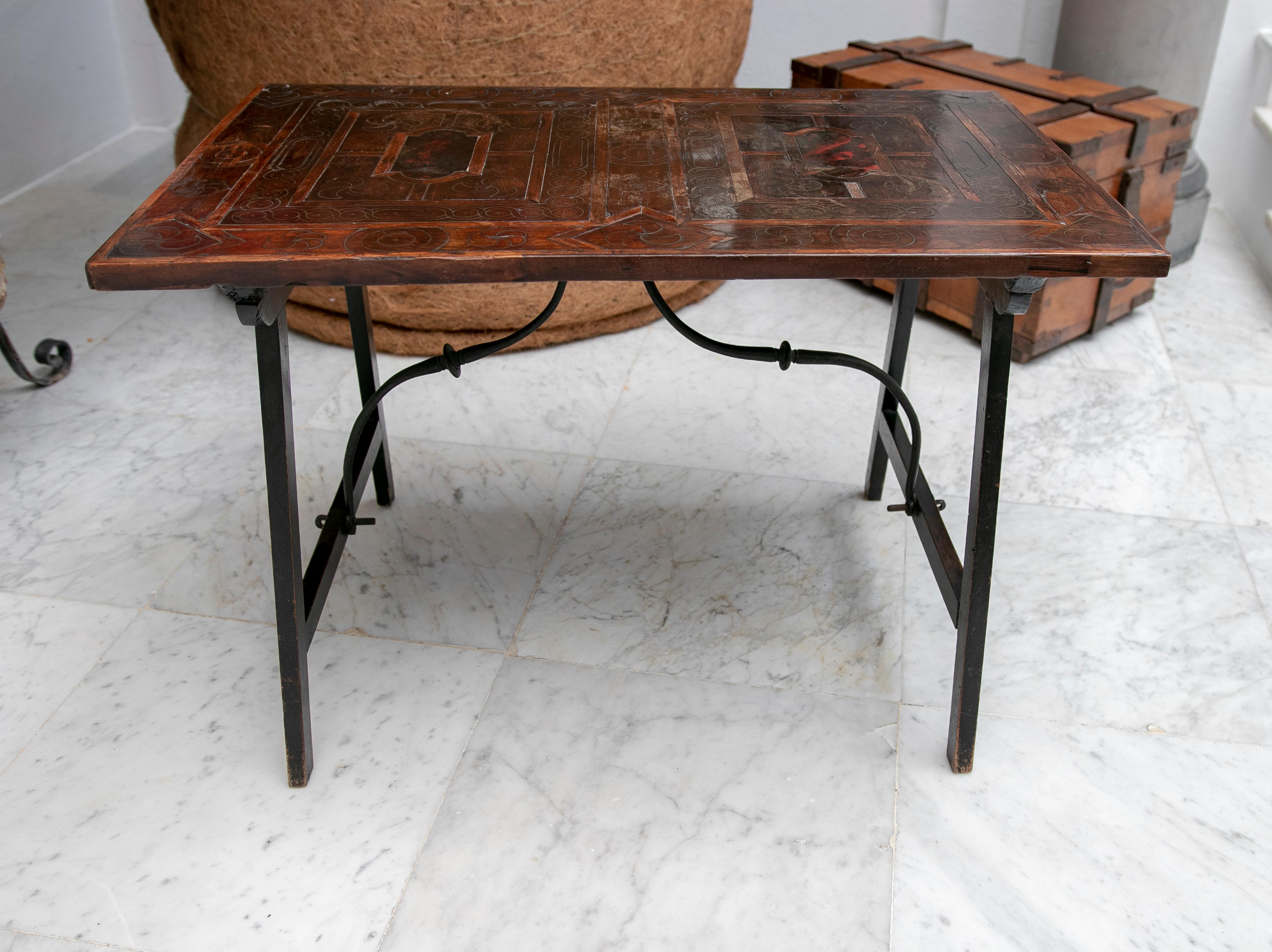 17th Century Spanish Wooden Table with Inlays 12