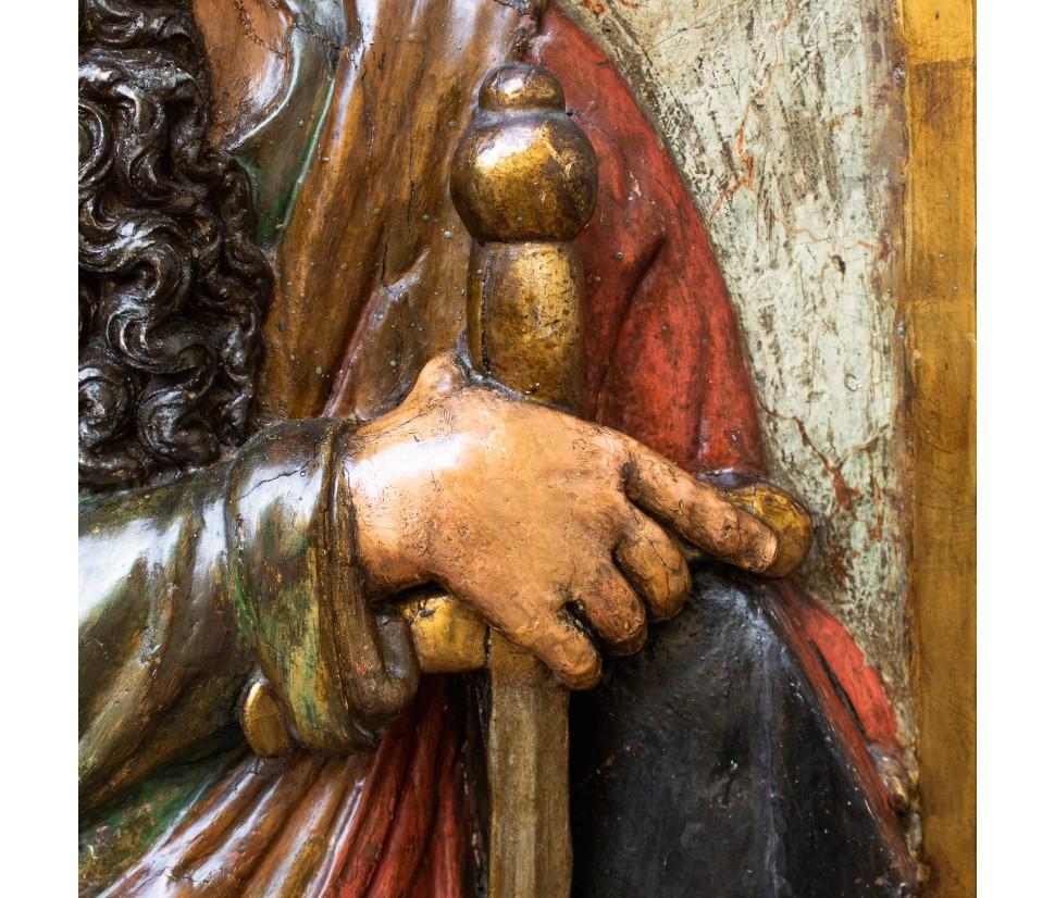 17. Jahrhundert St. Paul-Skulptur, polychrom und vergoldetes Holz (Vergoldet) im Angebot