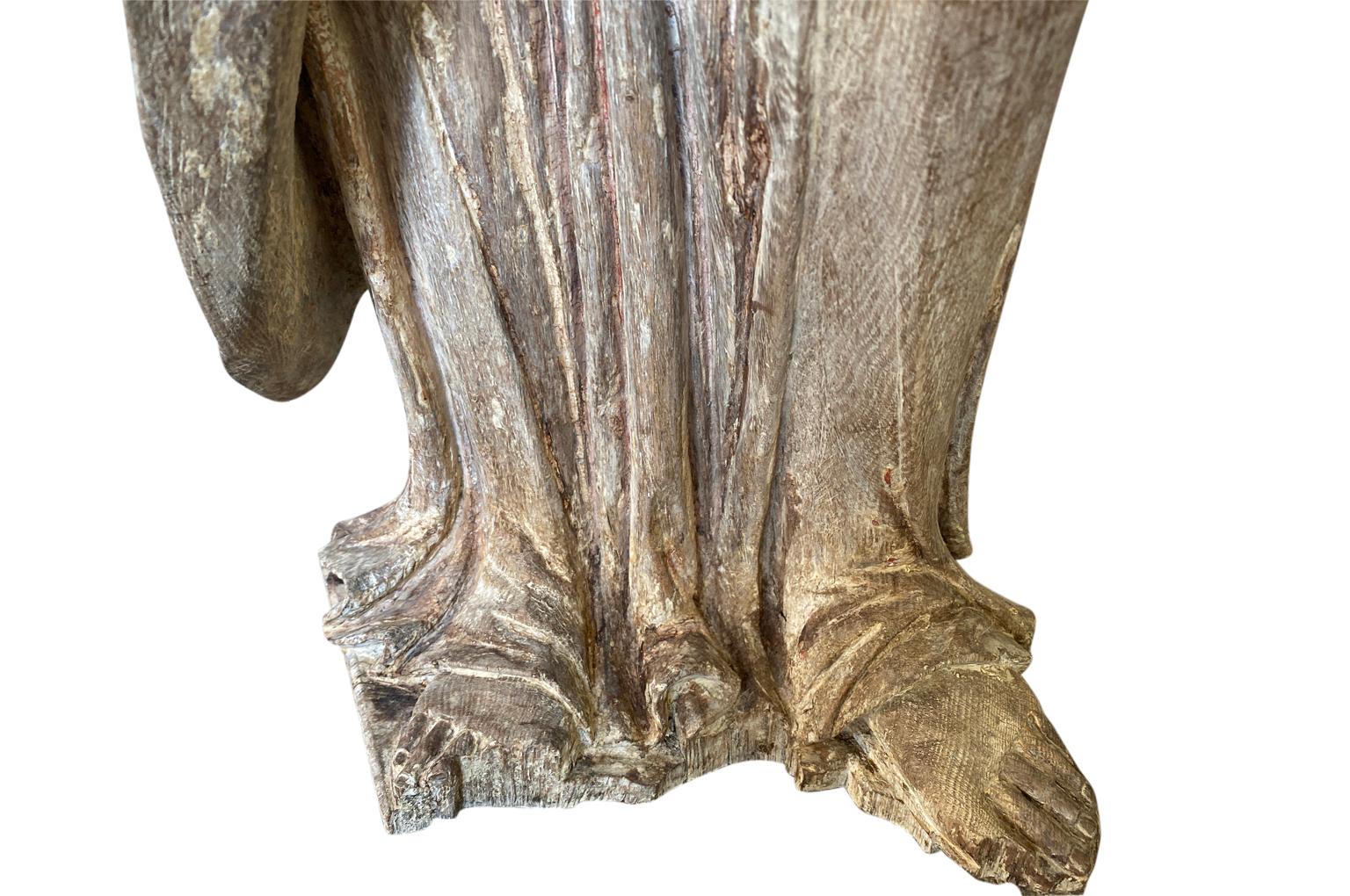 Statue de jeune fille du 17e siècle en vente 3