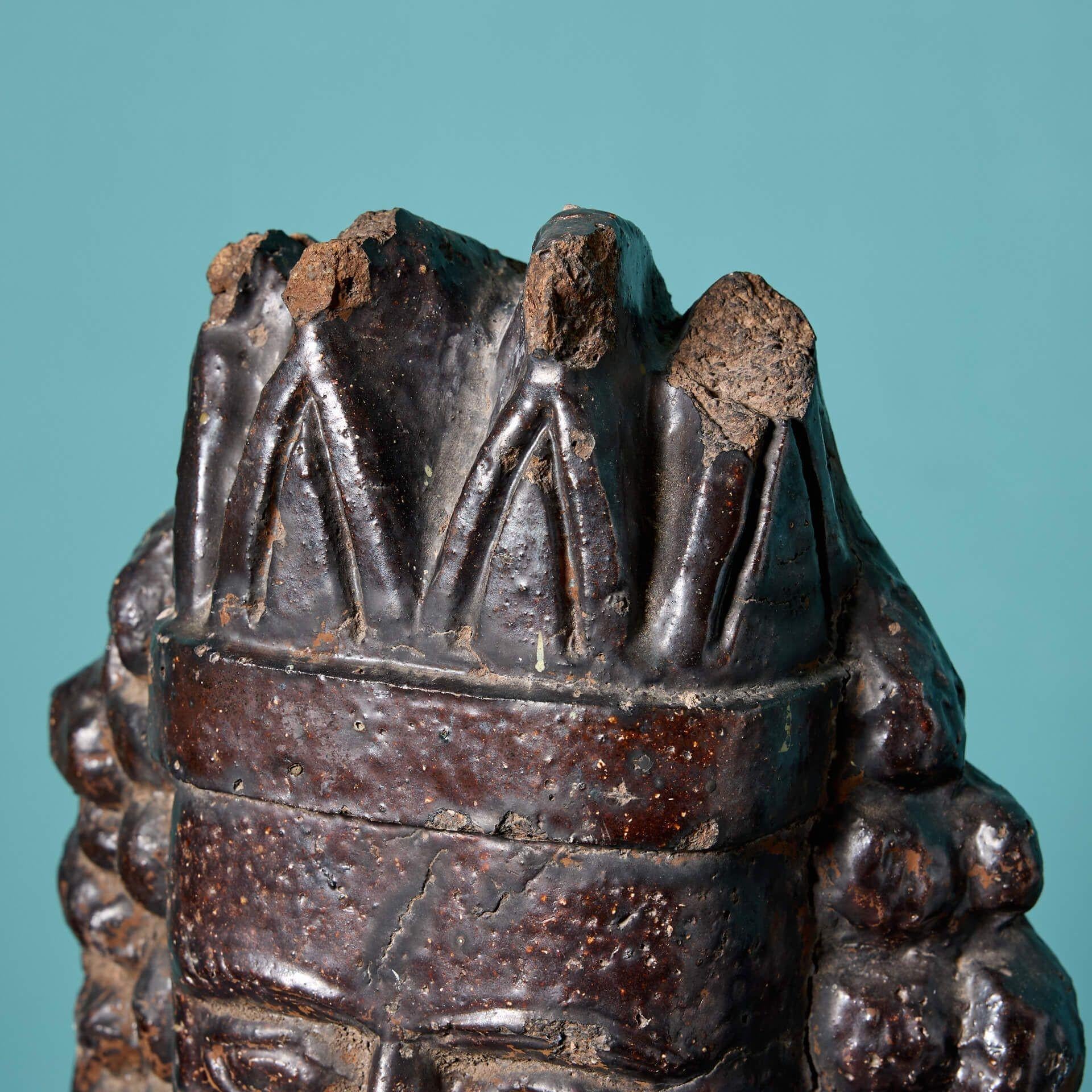 Steingutbüste von James II. aus dem 17. Jahrhundert im Zustand „Relativ gut“ im Angebot in Wormelow, Herefordshire