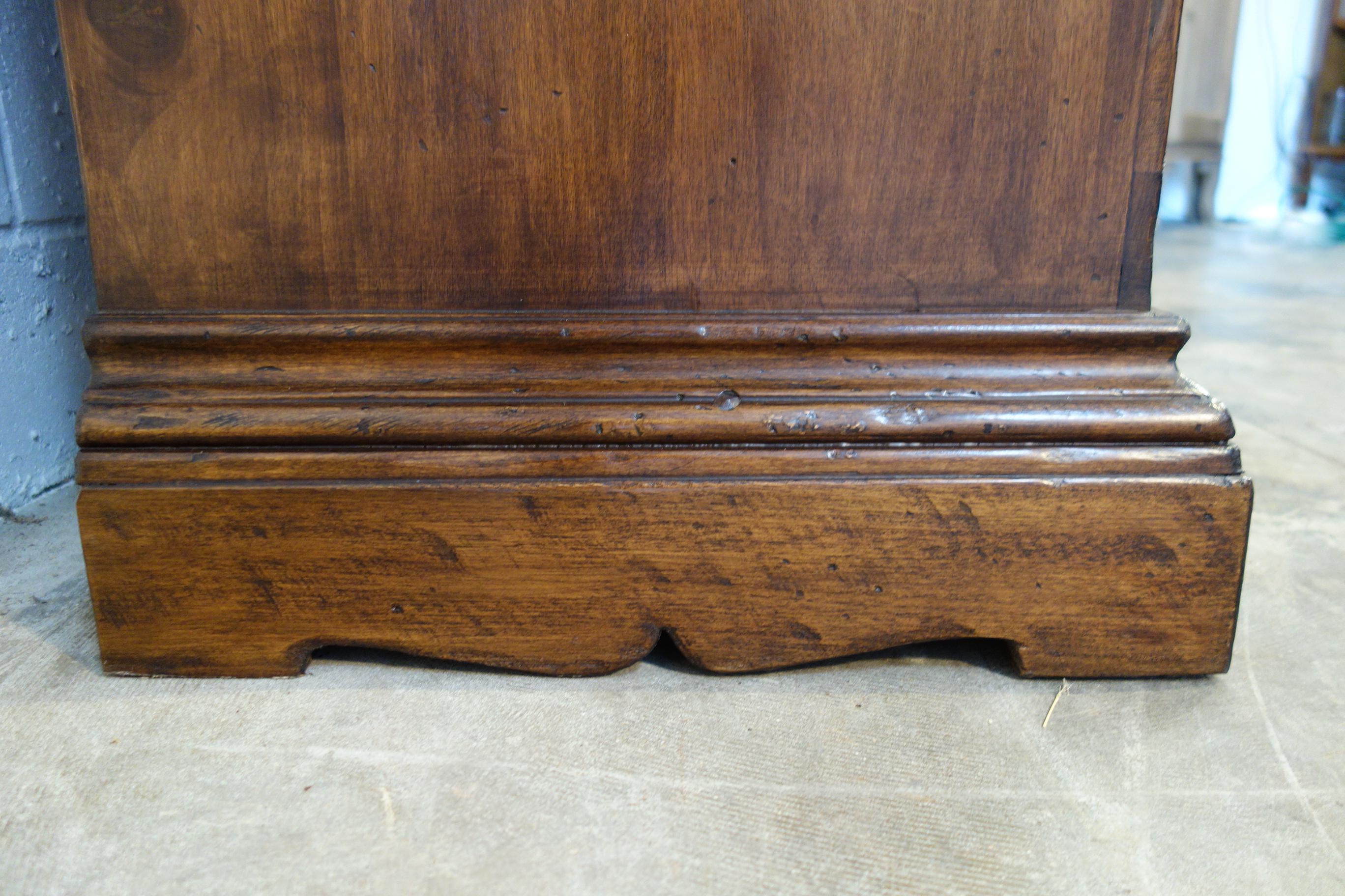 17th C Style Firenze Classic Old Walnut Credenza Custom Cabinet Line to order For Sale 12
