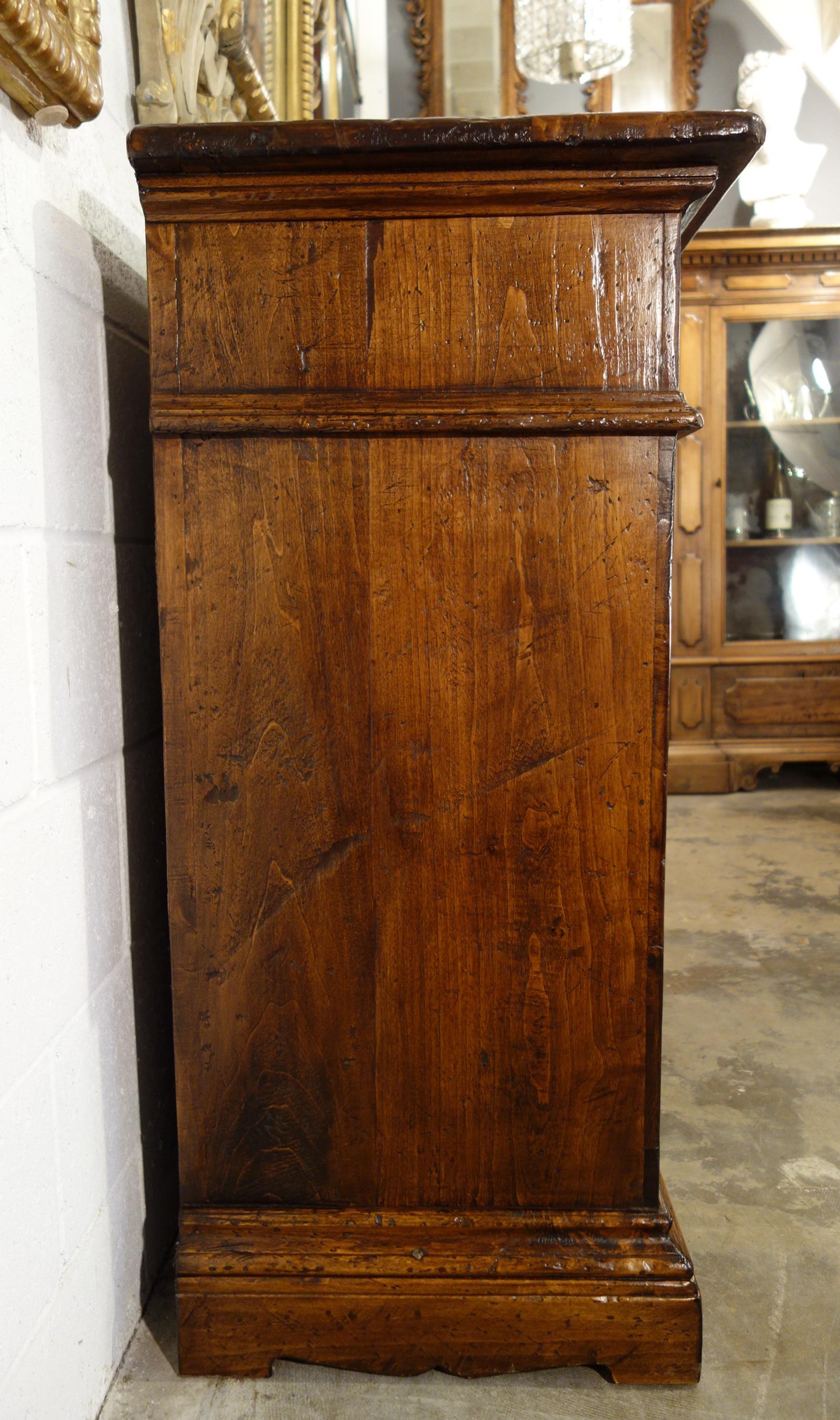 17th C Style FIRENZE Rustic Italian Credenza Size & Finish Options to order In New Condition For Sale In Encinitas, CA