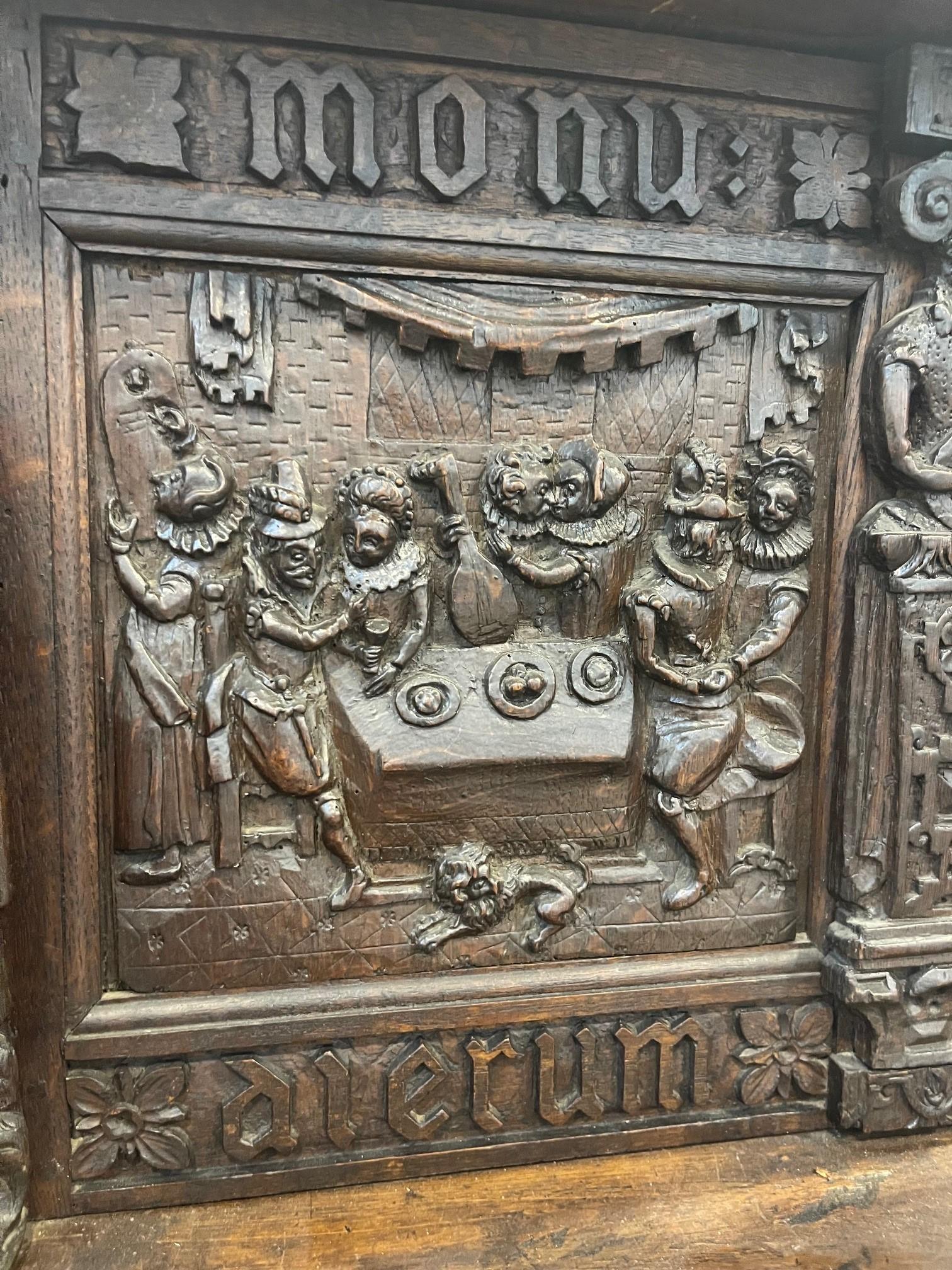 Credenza di corte fiamminga del XVII secolo in vendita 10