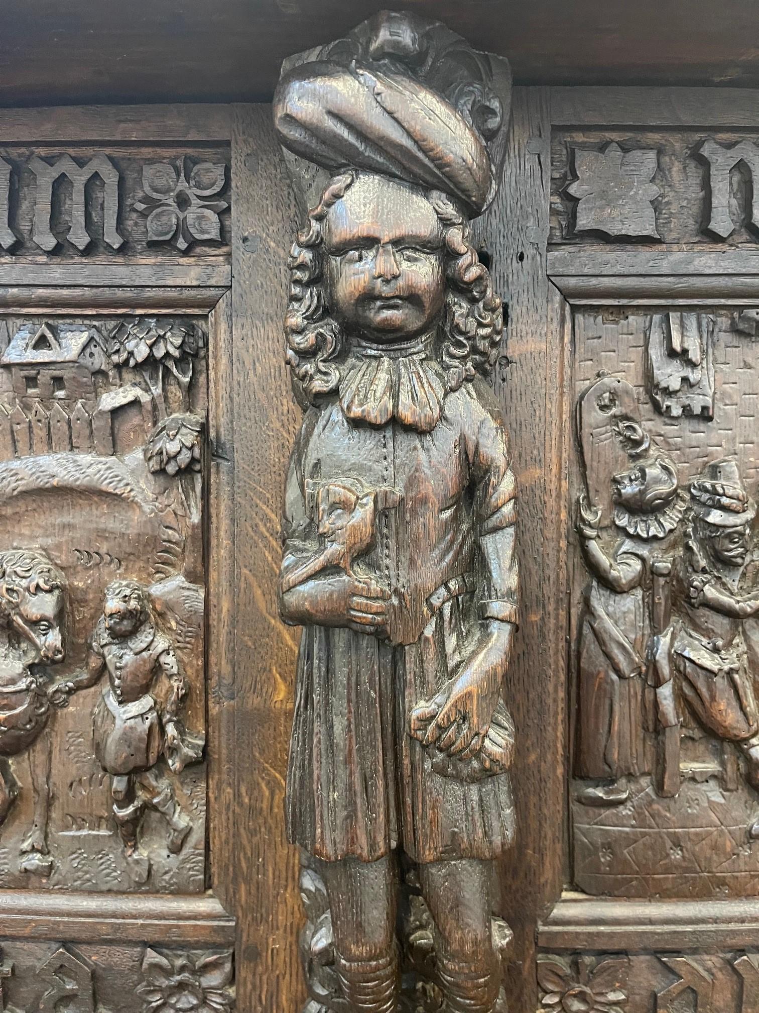 XIX secolo Credenza di corte fiamminga del XVII secolo in vendita