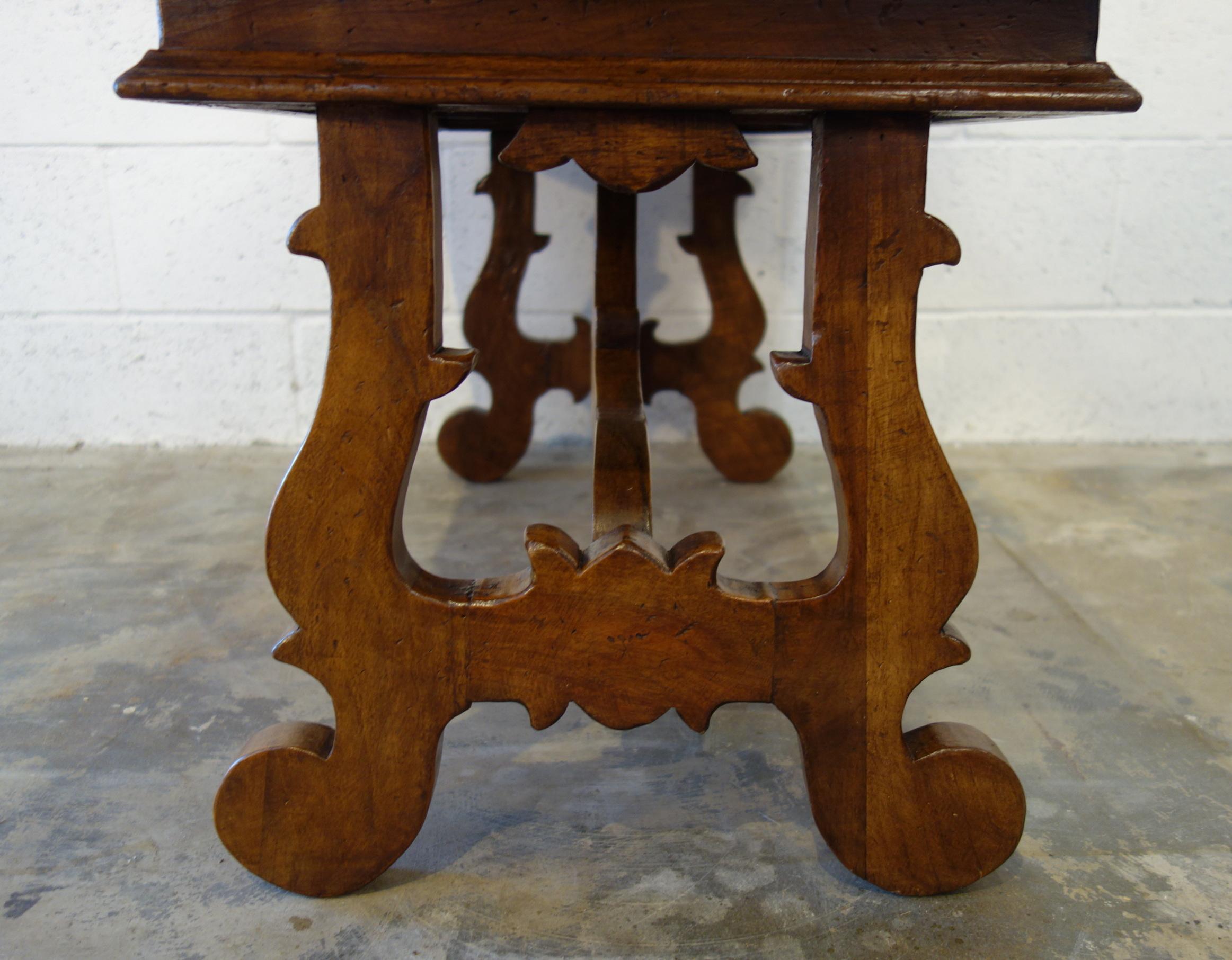 17th C Style Italian Refectory Old Walnut Coffee Table with single drawer  For Sale 4